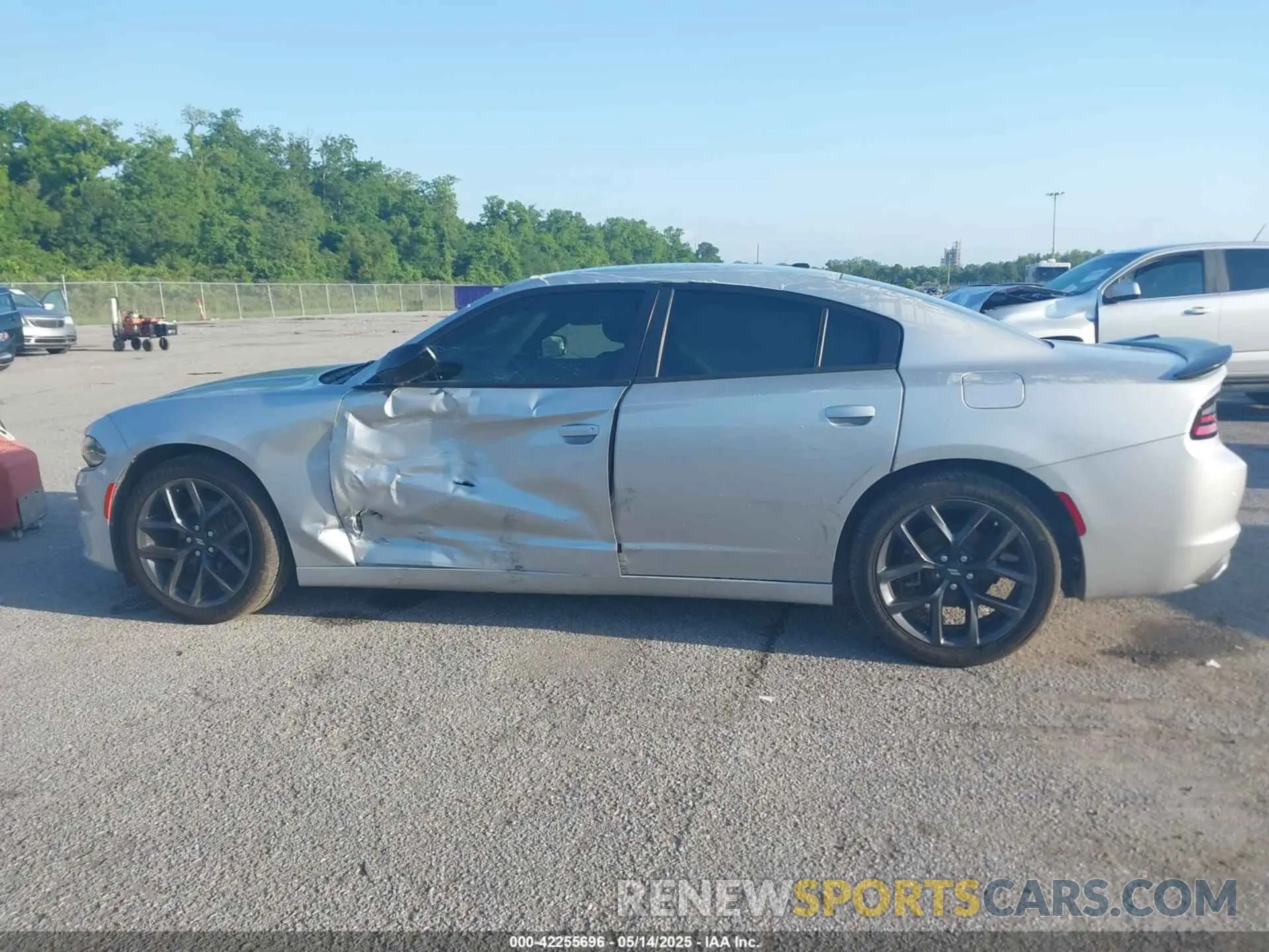 14 Photograph of a damaged car 2C3CDXBGXMH570033 DODGE CHARGER 2021
