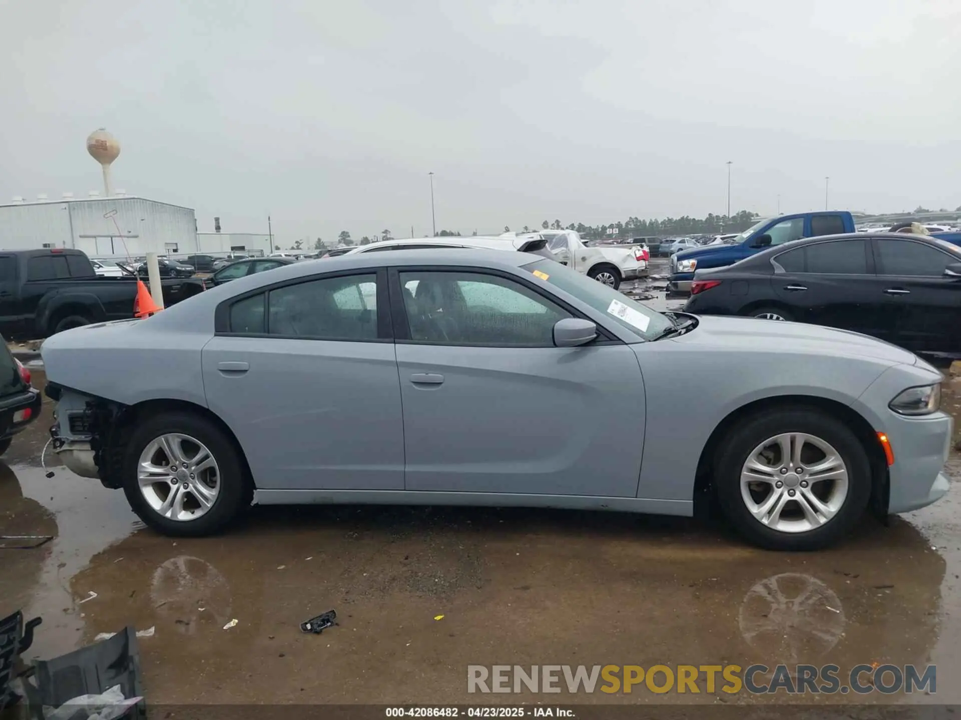 14 Photograph of a damaged car 2C3CDXBGXMH632322 DODGE CHARGER 2021