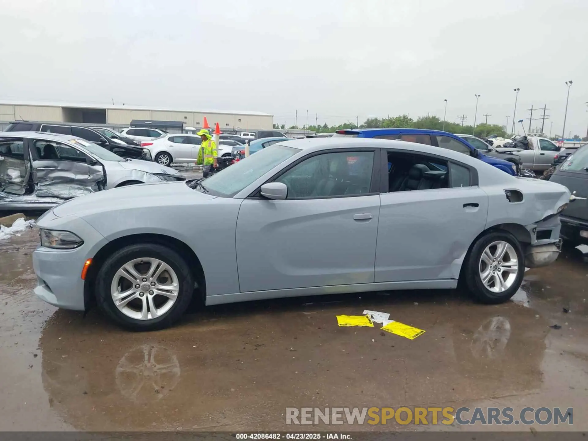 15 Photograph of a damaged car 2C3CDXBGXMH632322 DODGE CHARGER 2021