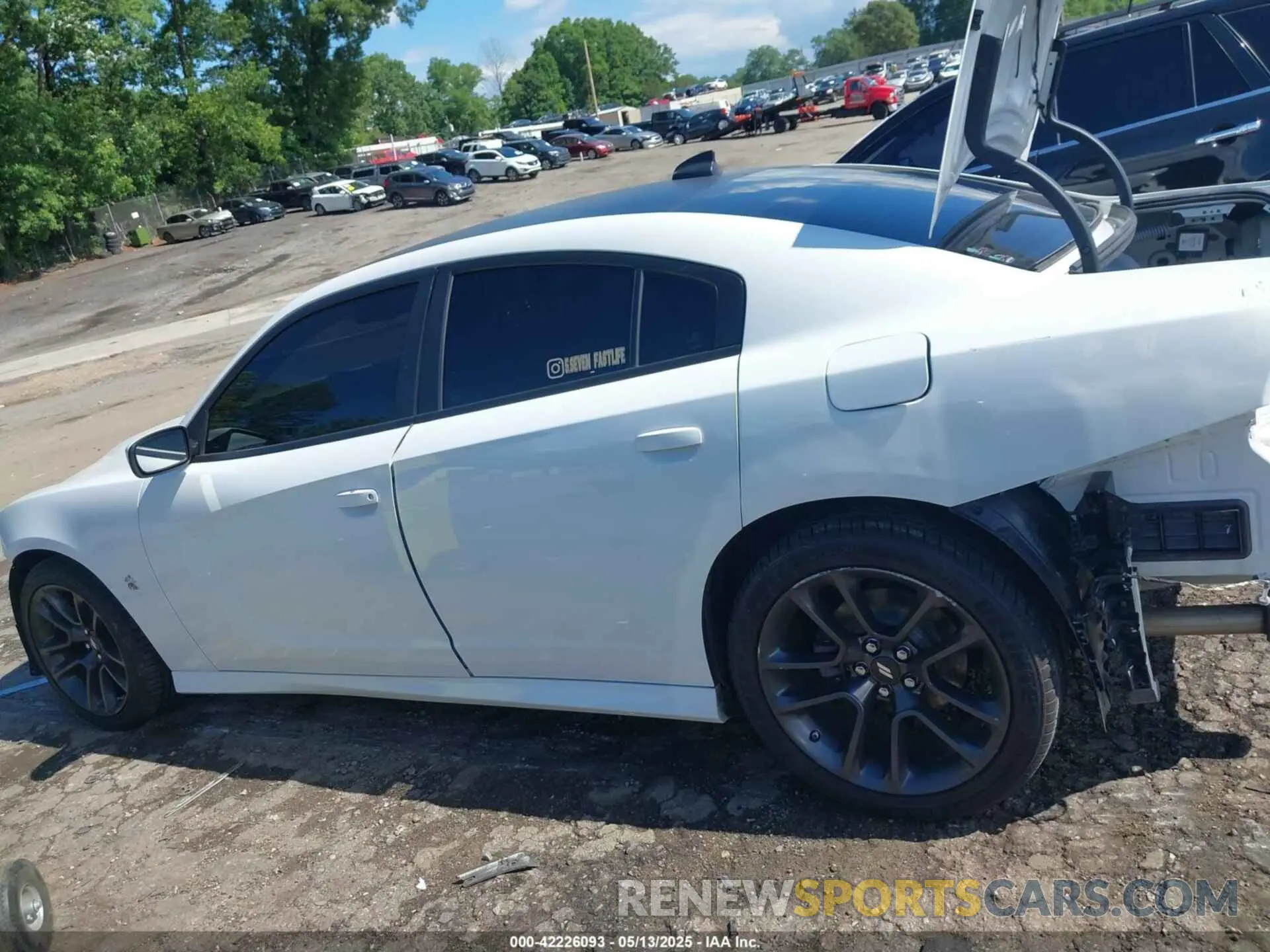 15 Photograph of a damaged car 2C3CDXCT0MH506742 DODGE CHARGER 2021