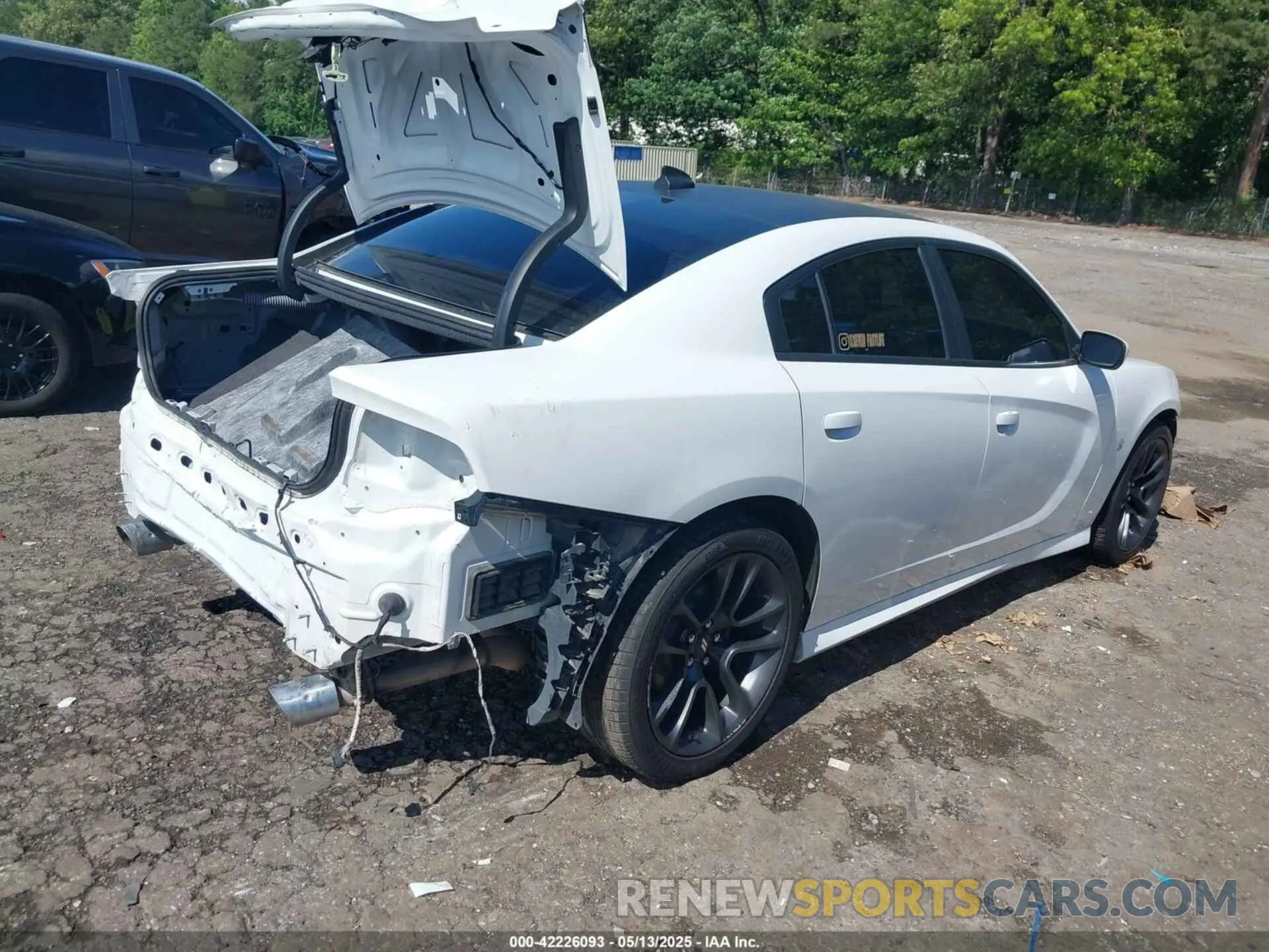 4 Photograph of a damaged car 2C3CDXCT0MH506742 DODGE CHARGER 2021