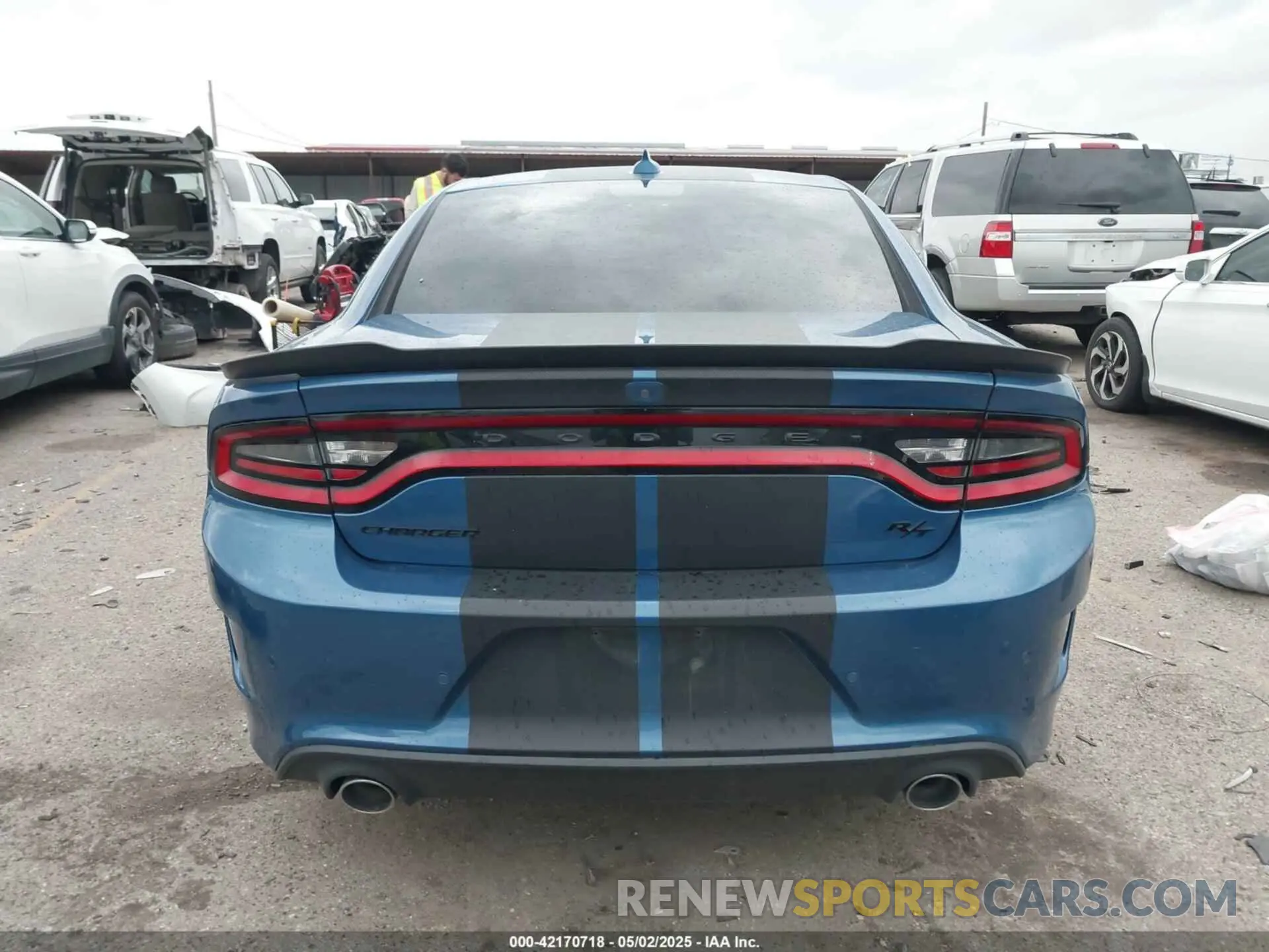 16 Photograph of a damaged car 2C3CDXCT0MH561885 DODGE CHARGER 2021