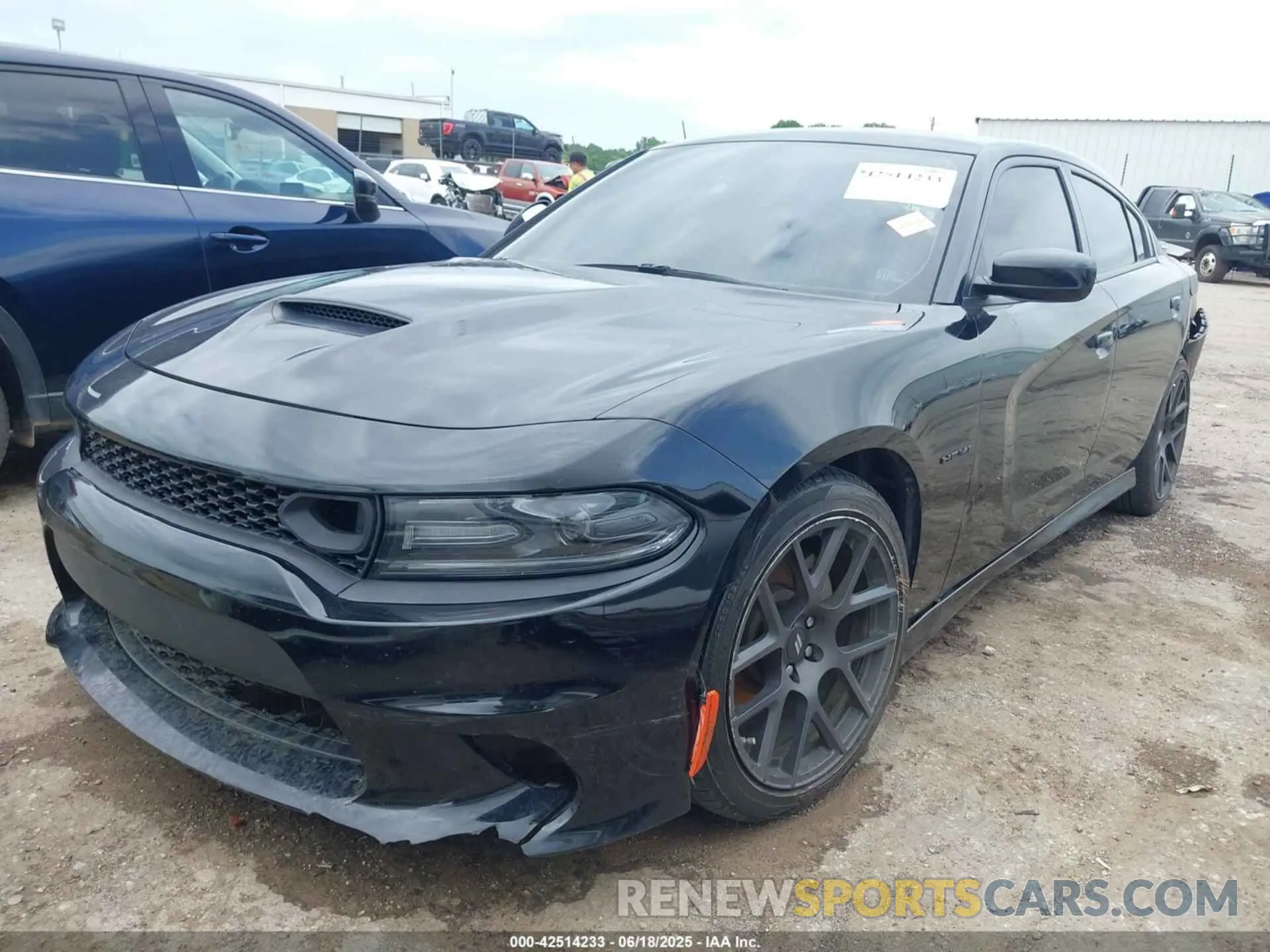 2 Фотография поврежденного автомобиля 2C3CDXCT5MH612863 DODGE CHARGER 2021