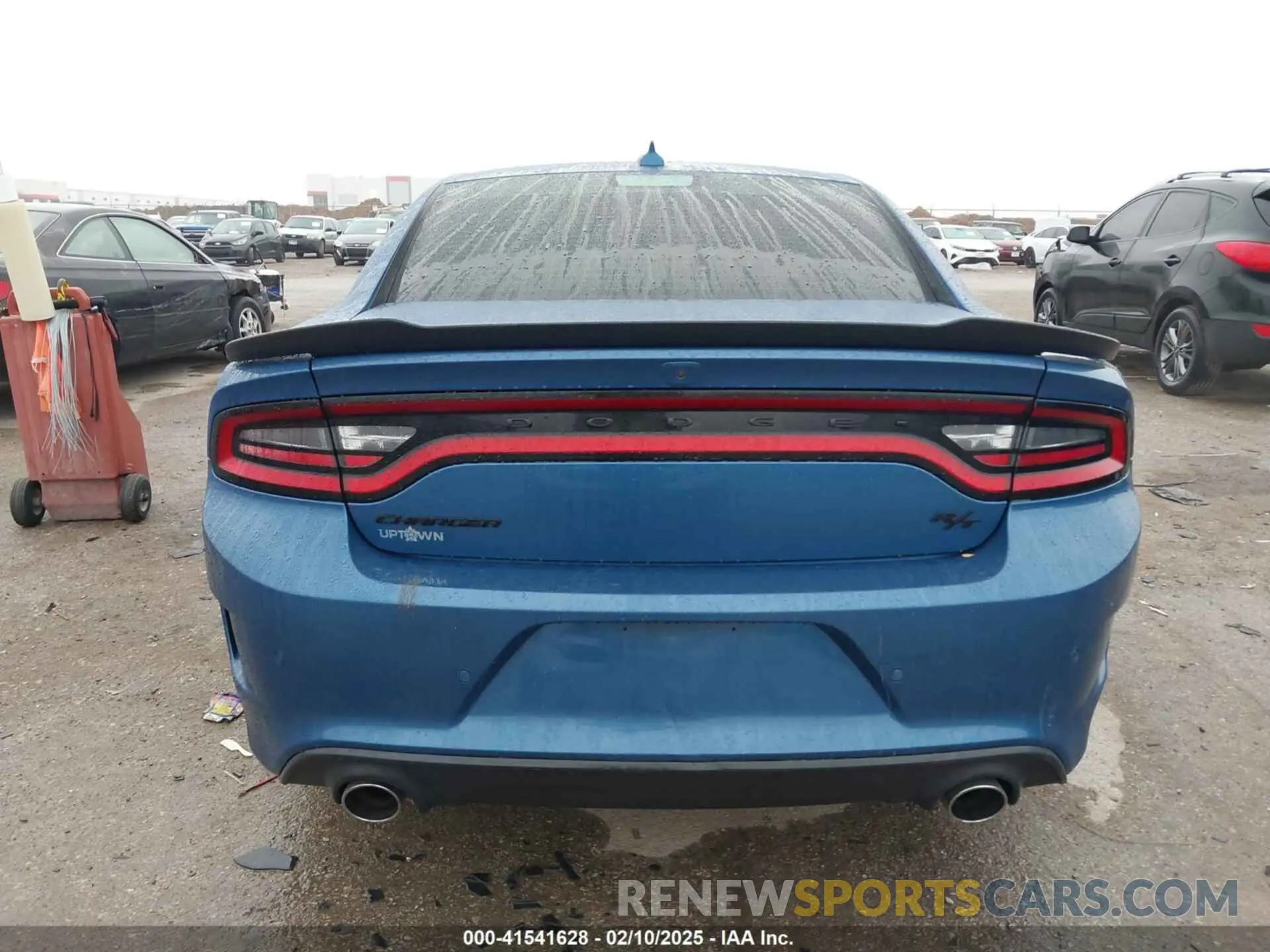 16 Photograph of a damaged car 2C3CDXCT9MH574392 DODGE CHARGER 2021