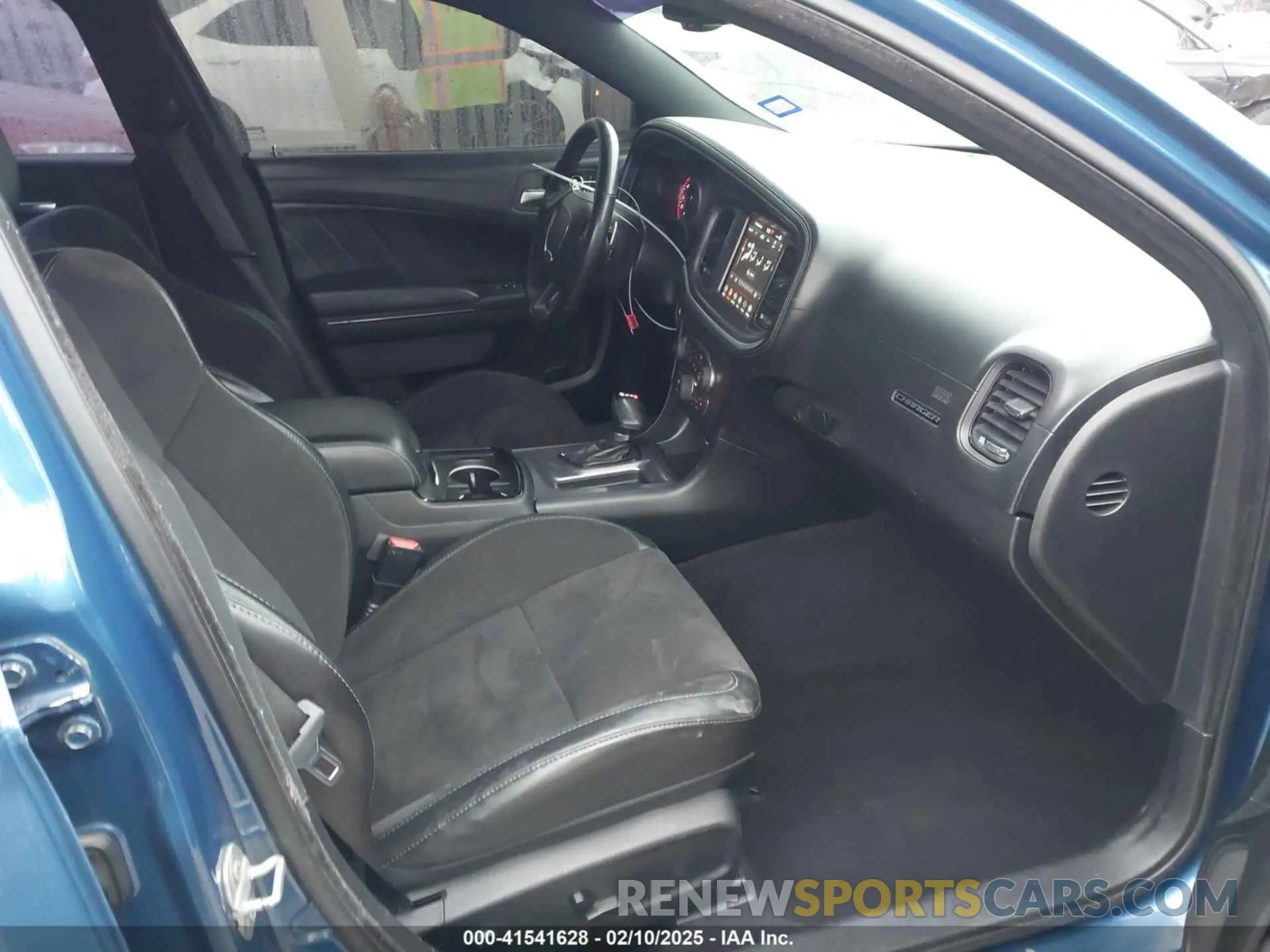 5 Photograph of a damaged car 2C3CDXCT9MH574392 DODGE CHARGER 2021