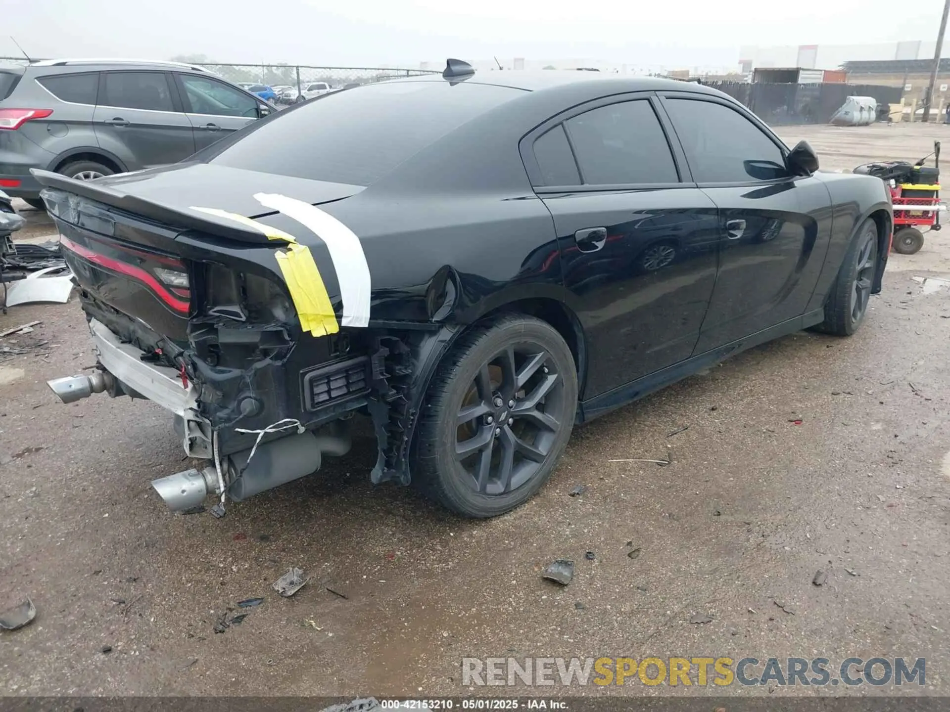 4 Photograph of a damaged car 2C3CDXCTXMH644207 DODGE CHARGER 2021