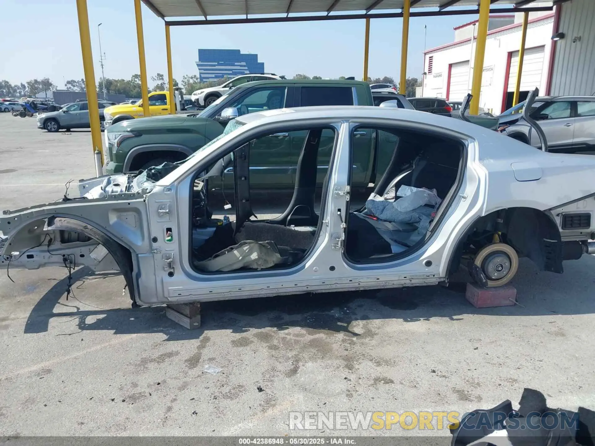 13 Photograph of a damaged car 2C3CDXGJ0MH553651 DODGE CHARGER 2021