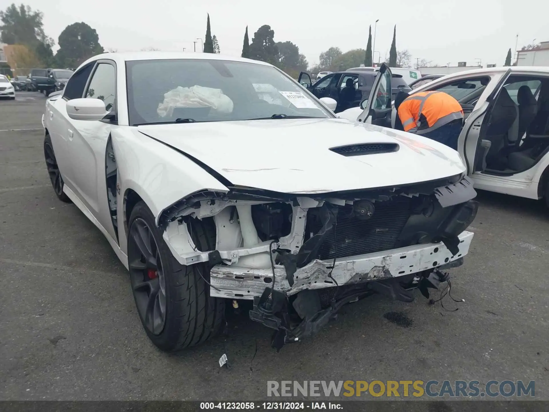1 Photograph of a damaged car 2C3CDXGJ0MH581031 DODGE CHARGER 2021