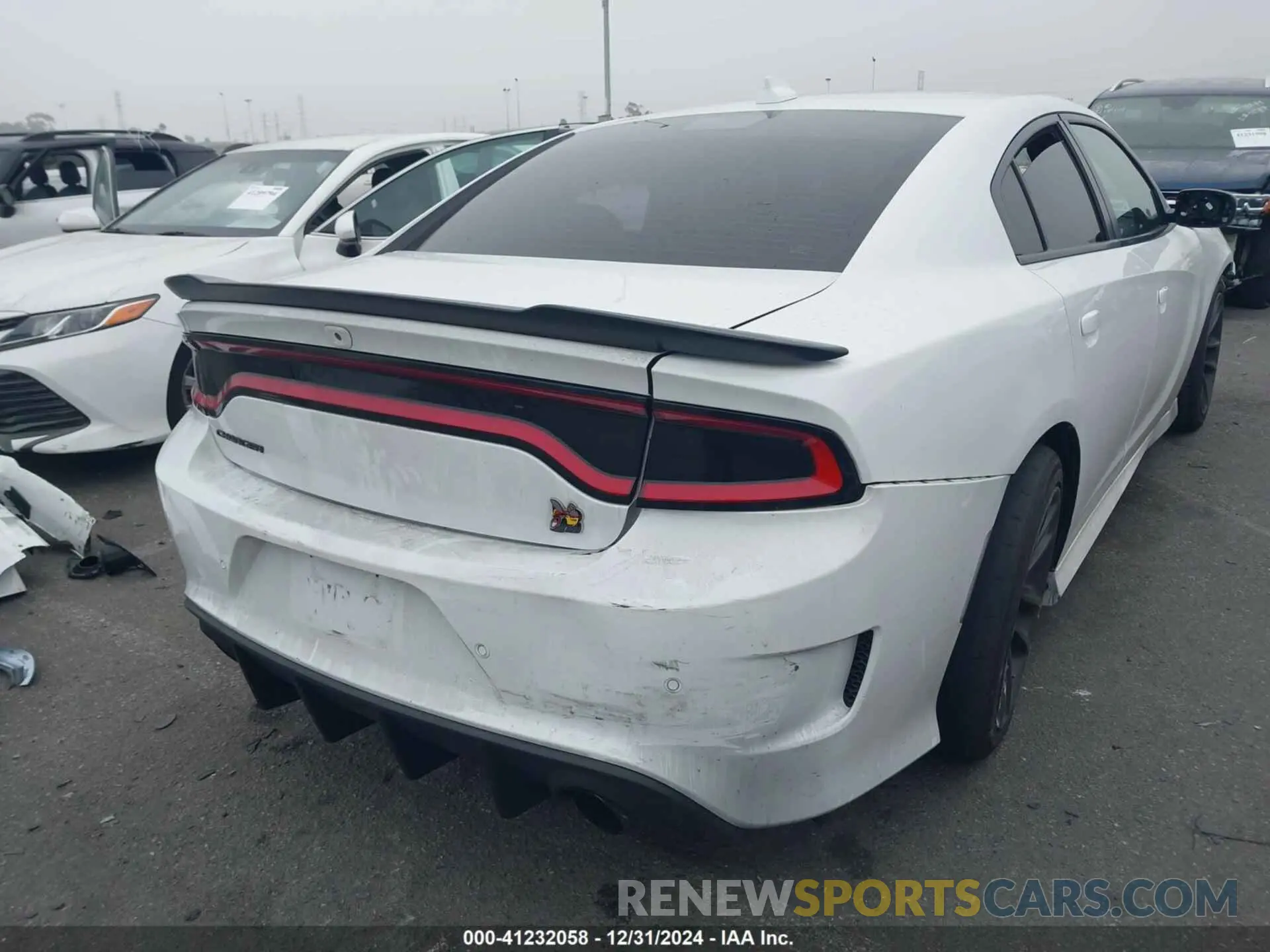 4 Photograph of a damaged car 2C3CDXGJ0MH581031 DODGE CHARGER 2021