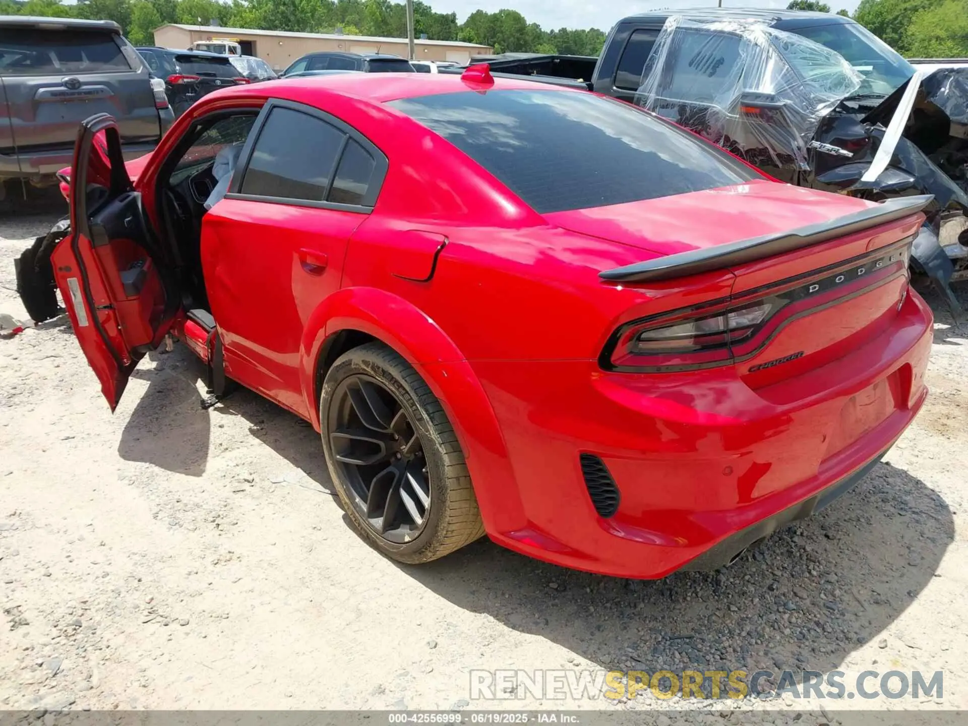 3 Photograph of a damaged car 2C3CDXGJ0MH598105 DODGE CHARGER 2021