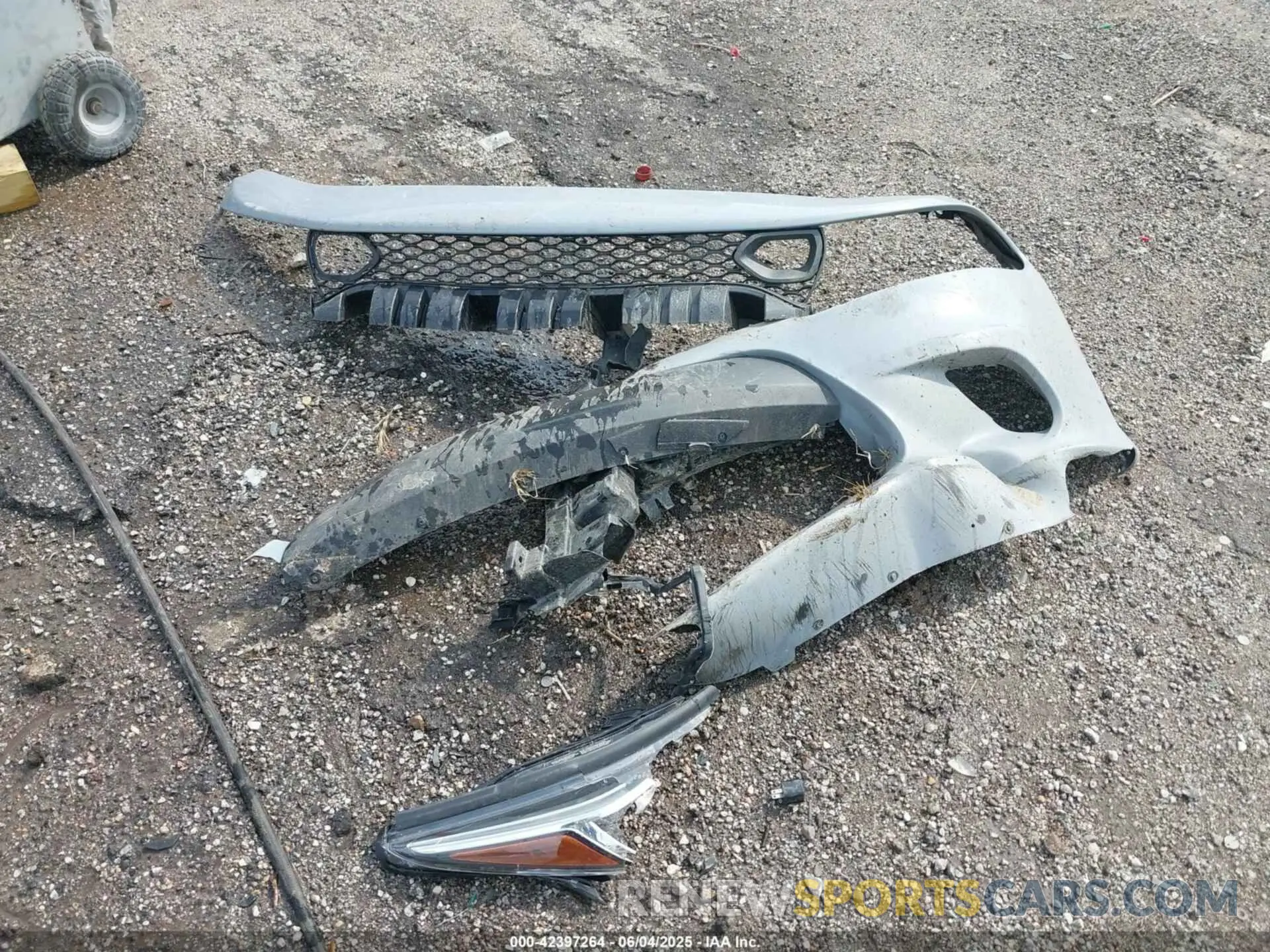 12 Photograph of a damaged car 2C3CDXGJ2MH593262 DODGE CHARGER 2021
