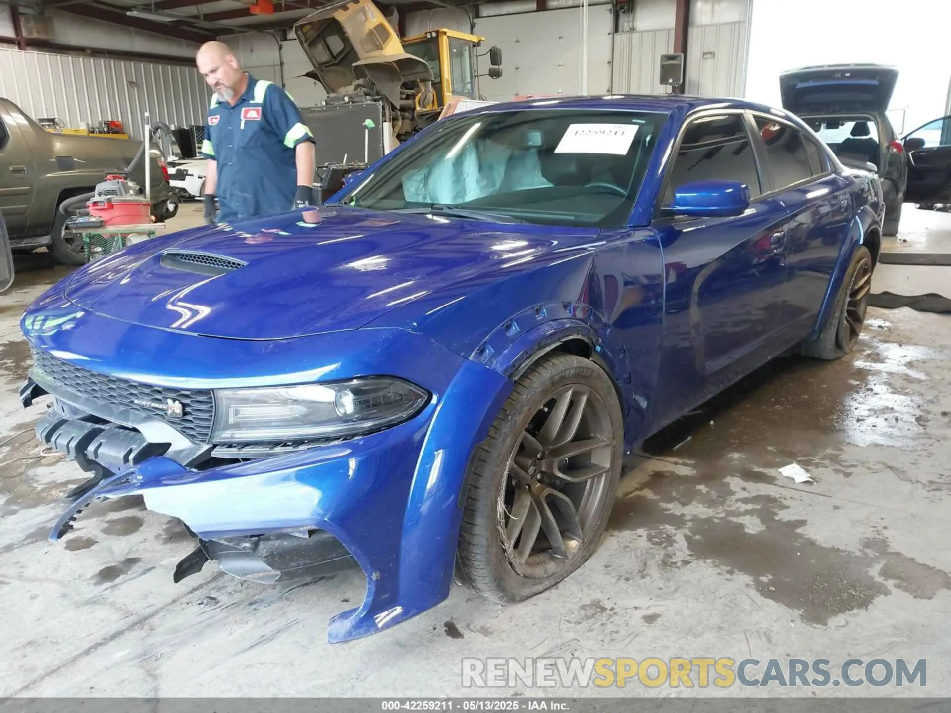 2 Фотография поврежденного автомобиля 2C3CDXGJ3MH645661 DODGE CHARGER 2021