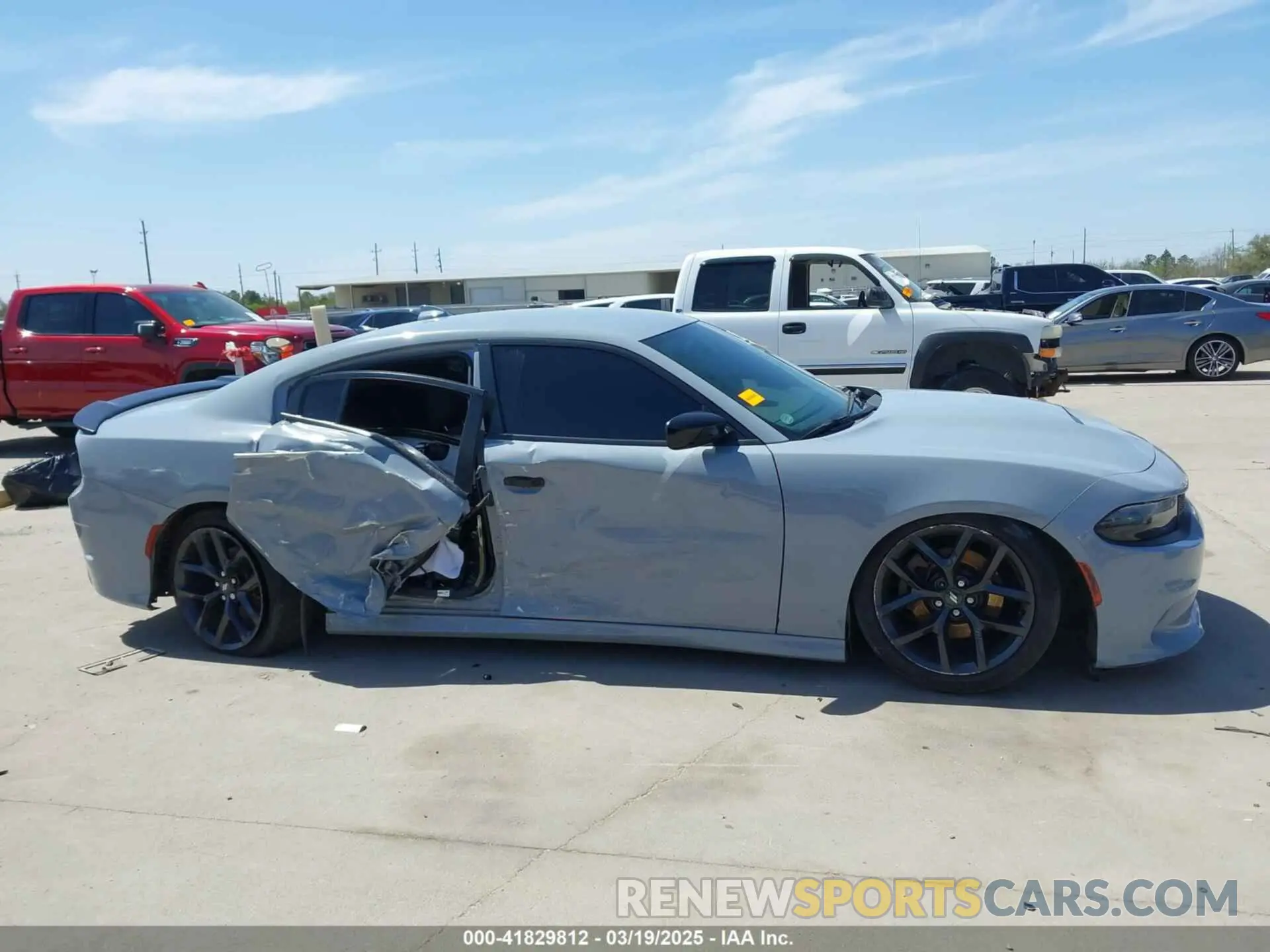 13 Photograph of a damaged car 2C3CDXHG2MH612363 DODGE CHARGER 2021