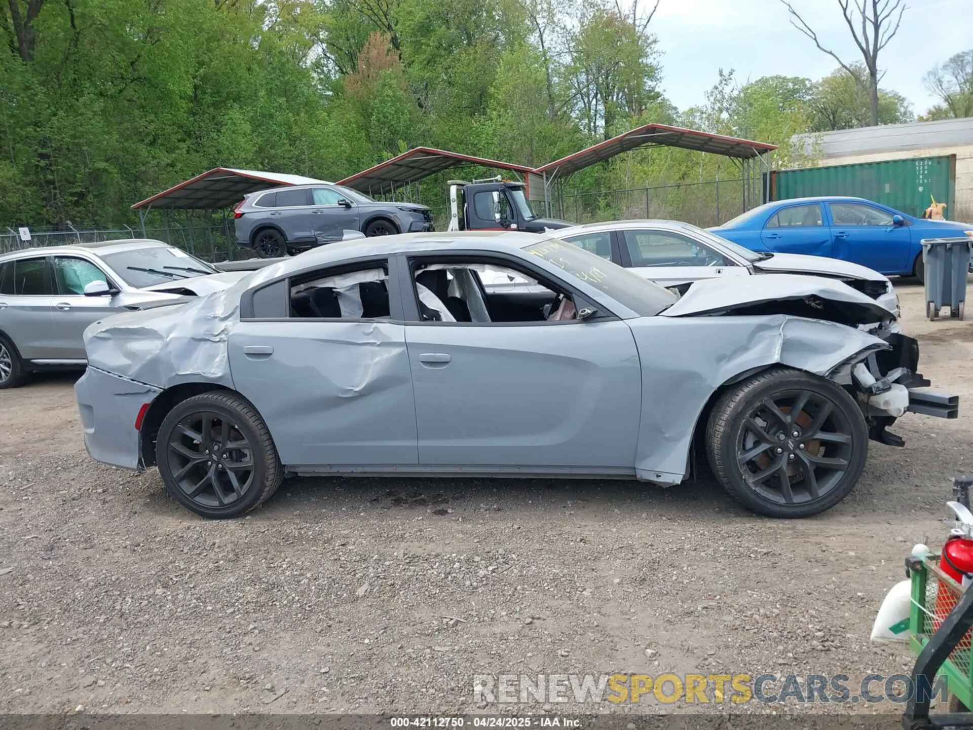 12 Photograph of a damaged car 2C3CDXHG3MH613098 DODGE CHARGER 2021