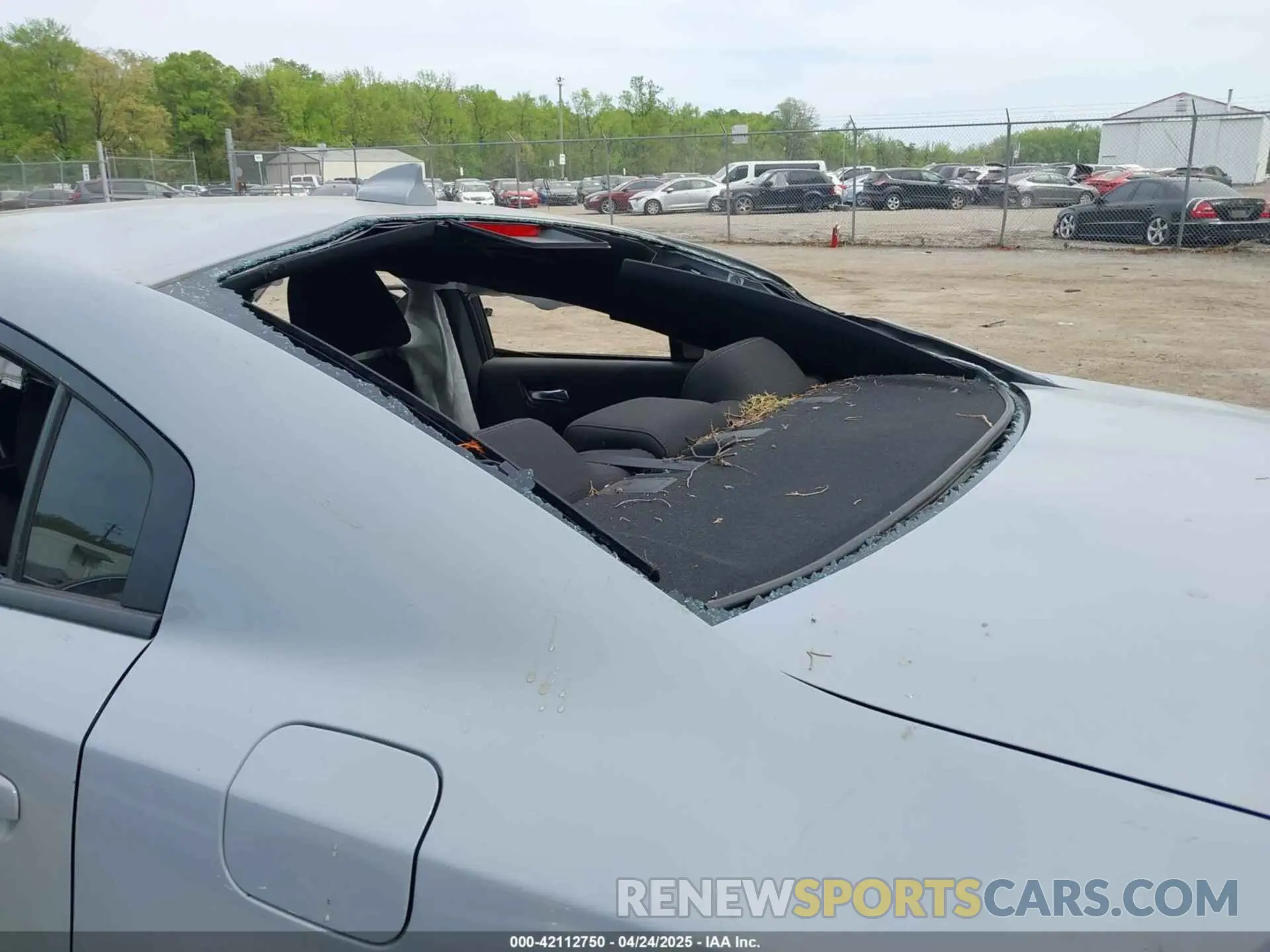 6 Photograph of a damaged car 2C3CDXHG3MH613098 DODGE CHARGER 2021