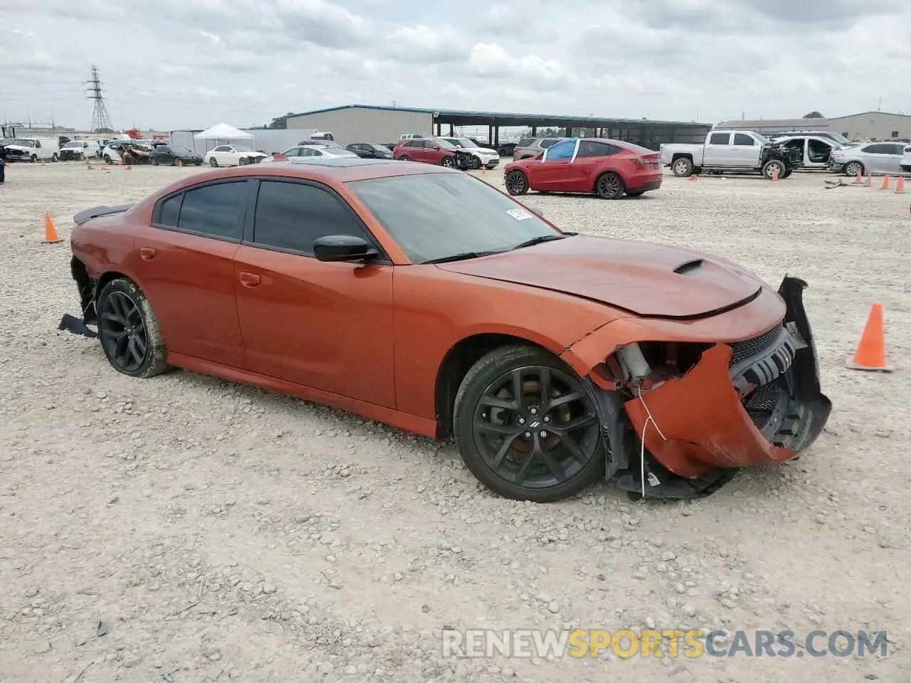 4 Photograph of a damaged car 2C3CDXHG3MH655898 DODGE CHARGER 2021