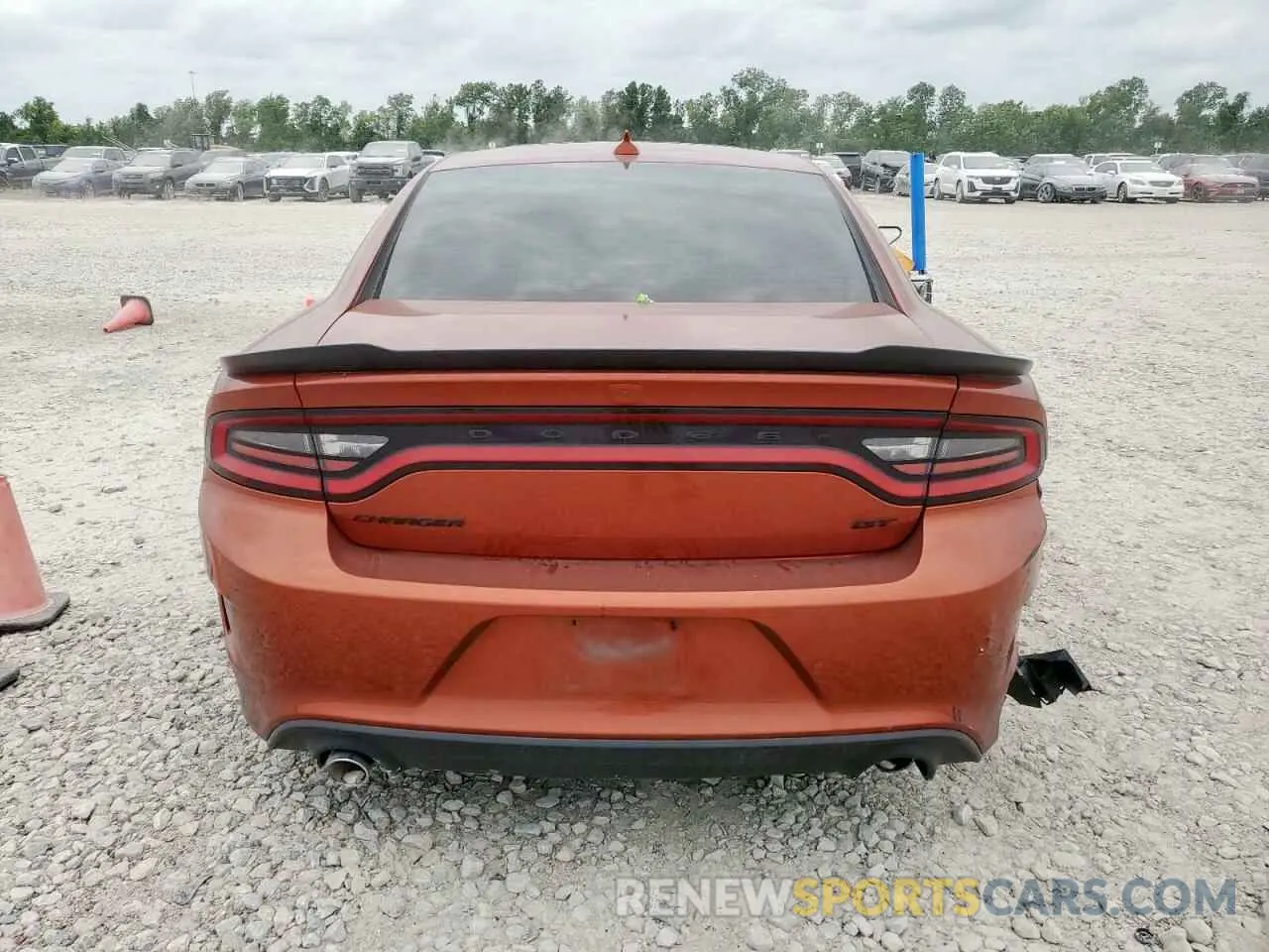 6 Photograph of a damaged car 2C3CDXHG3MH655898 DODGE CHARGER 2021