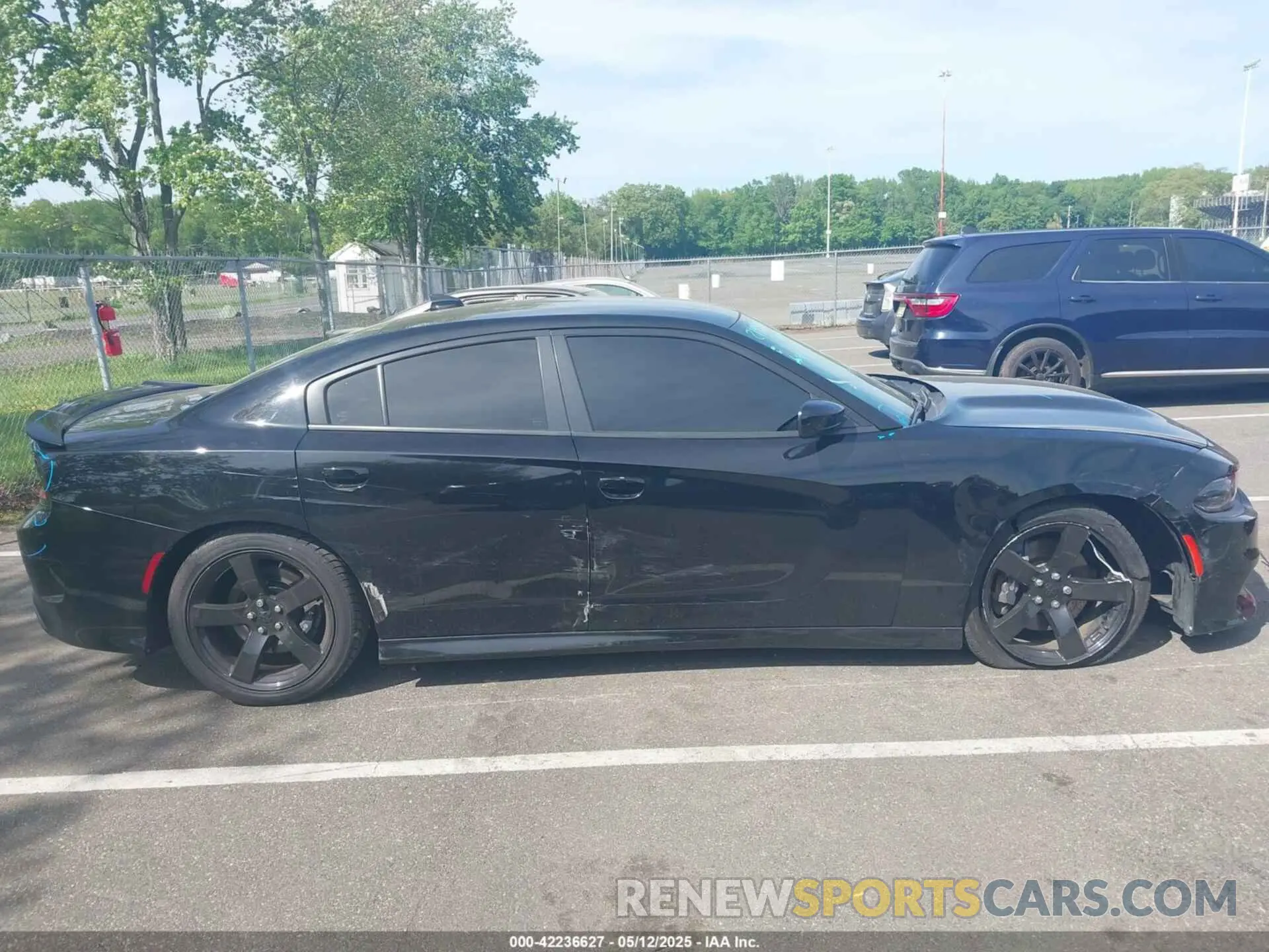 13 Photograph of a damaged car 2C3CDXHG6MH656396 DODGE CHARGER 2021