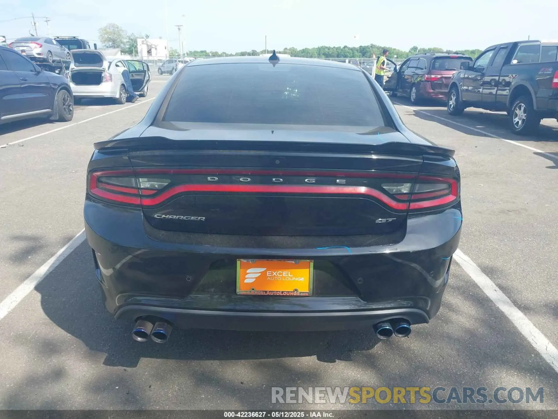 16 Photograph of a damaged car 2C3CDXHG6MH656396 DODGE CHARGER 2021