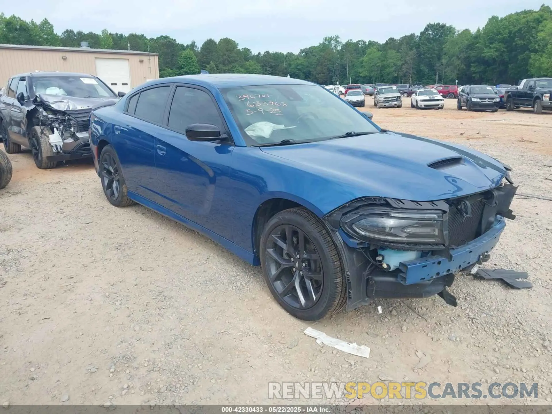 1 Photograph of a damaged car 2C3CDXHG9MH633968 DODGE CHARGER 2021