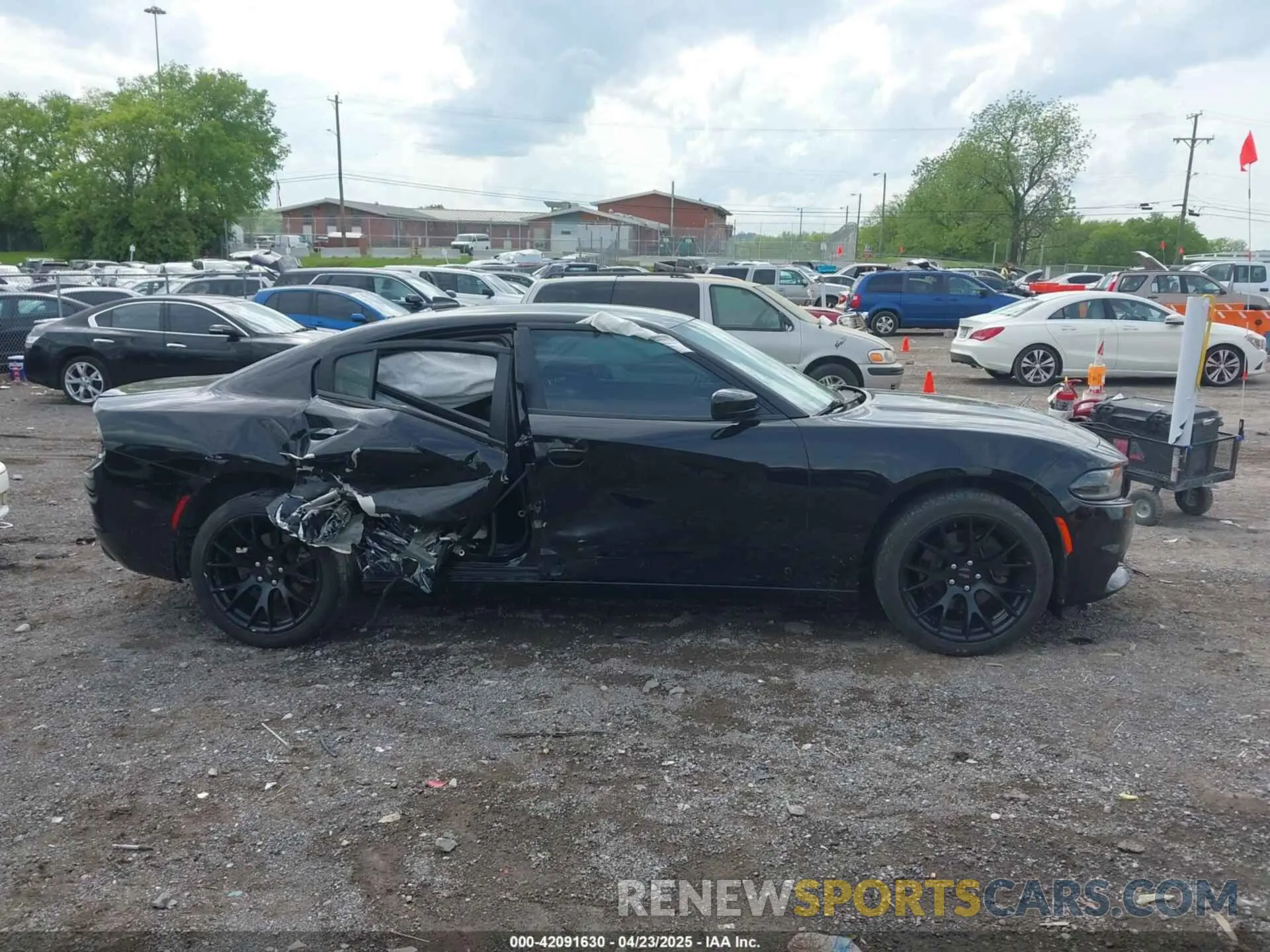 13 Photograph of a damaged car 2C3CDXJG9MH515722 DODGE CHARGER 2021