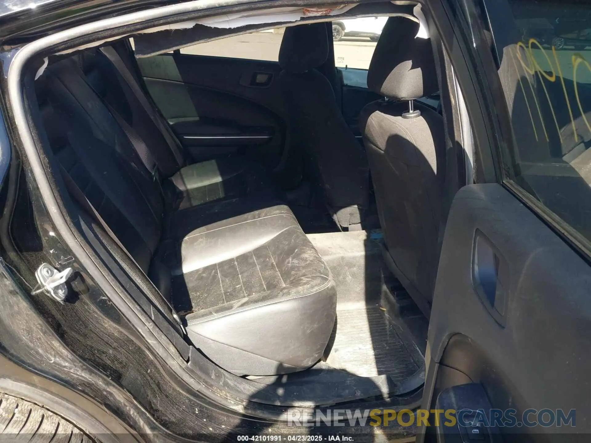 8 Photograph of a damaged car 2C3CDXKG4MH535939 DODGE CHARGER 2021