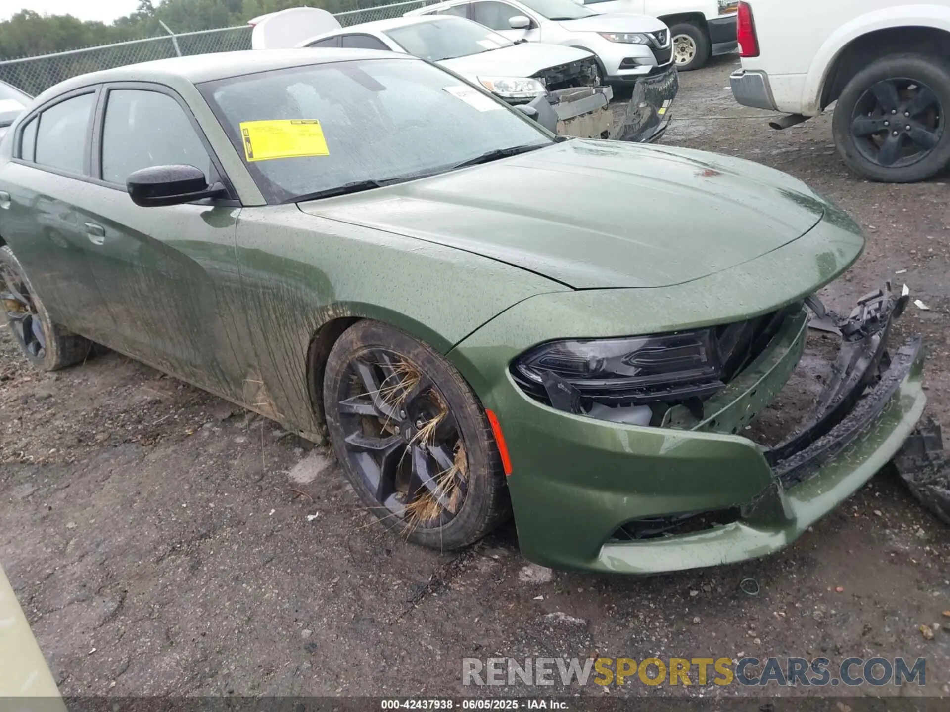 1 Photograph of a damaged car 2C3CDXBG0NH246090 DODGE CHARGER 2022