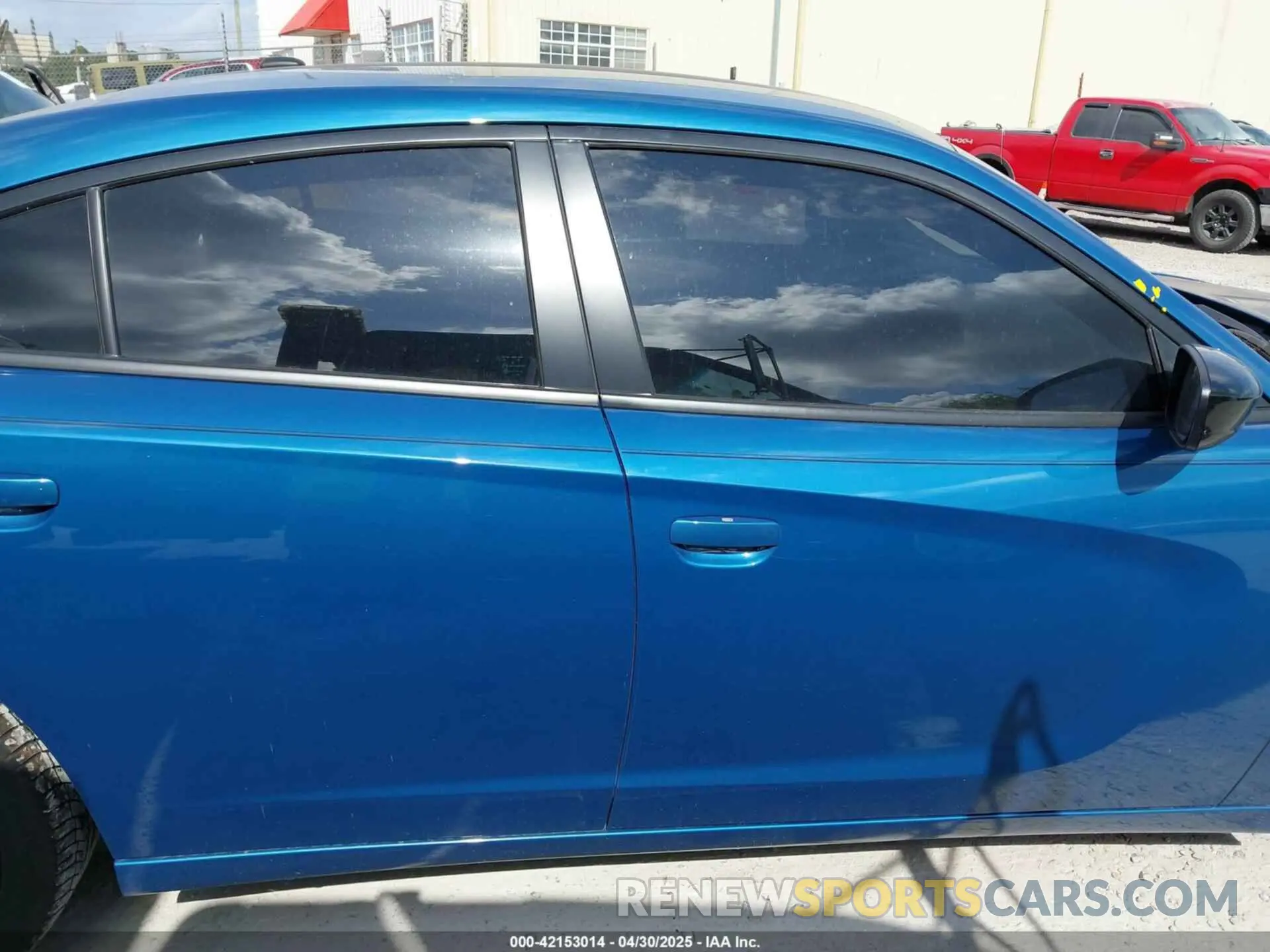 13 Photograph of a damaged car 2C3CDXBG2NH176284 DODGE CHARGER 2022