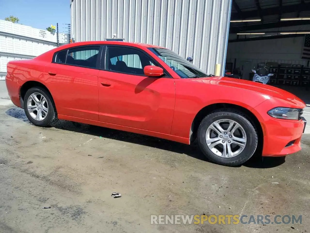 4 Photograph of a damaged car 2C3CDXBG2NH192565 DODGE CHARGER 2022