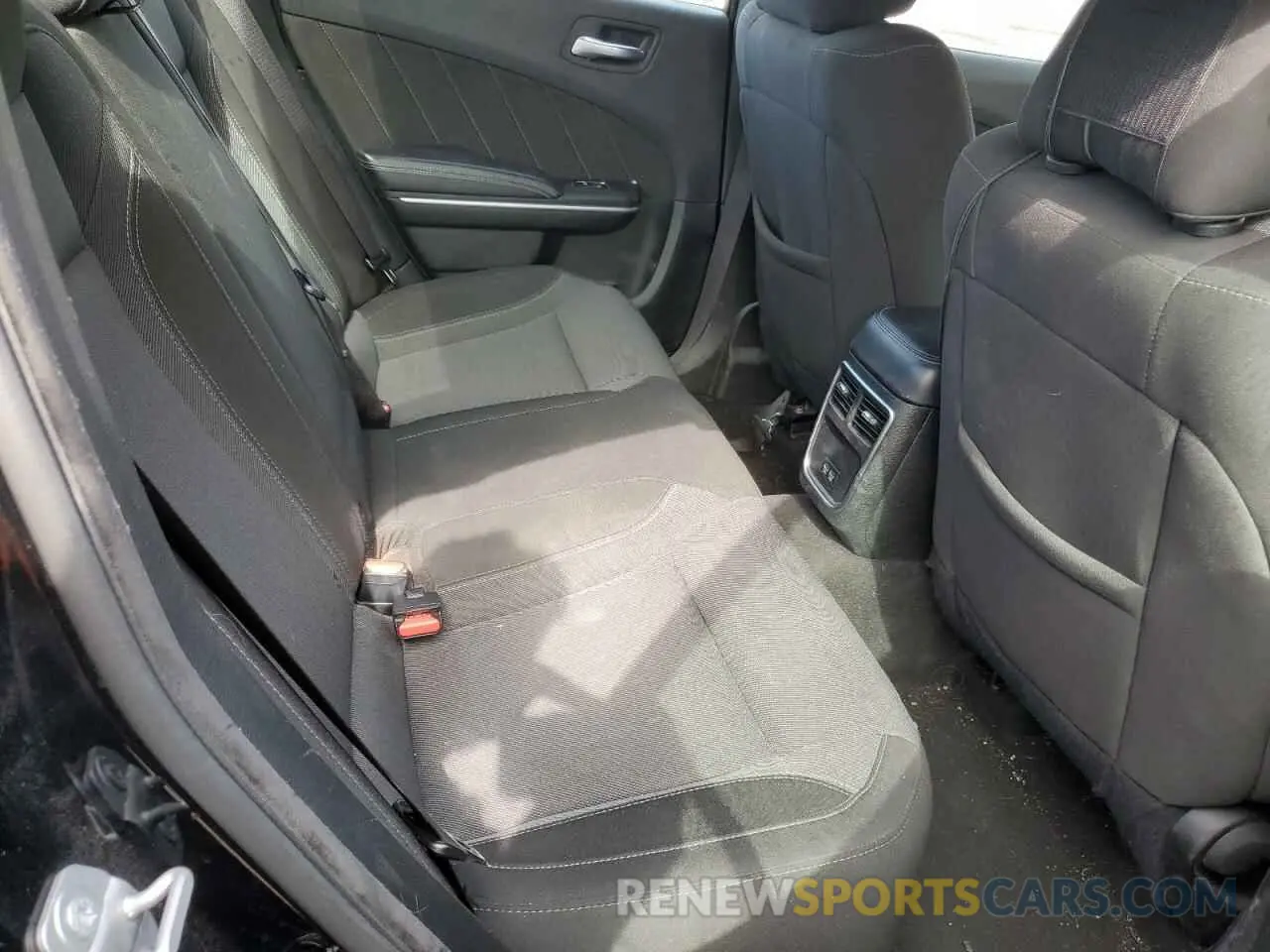 10 Photograph of a damaged car 2C3CDXBG2NH212541 DODGE CHARGER 2022