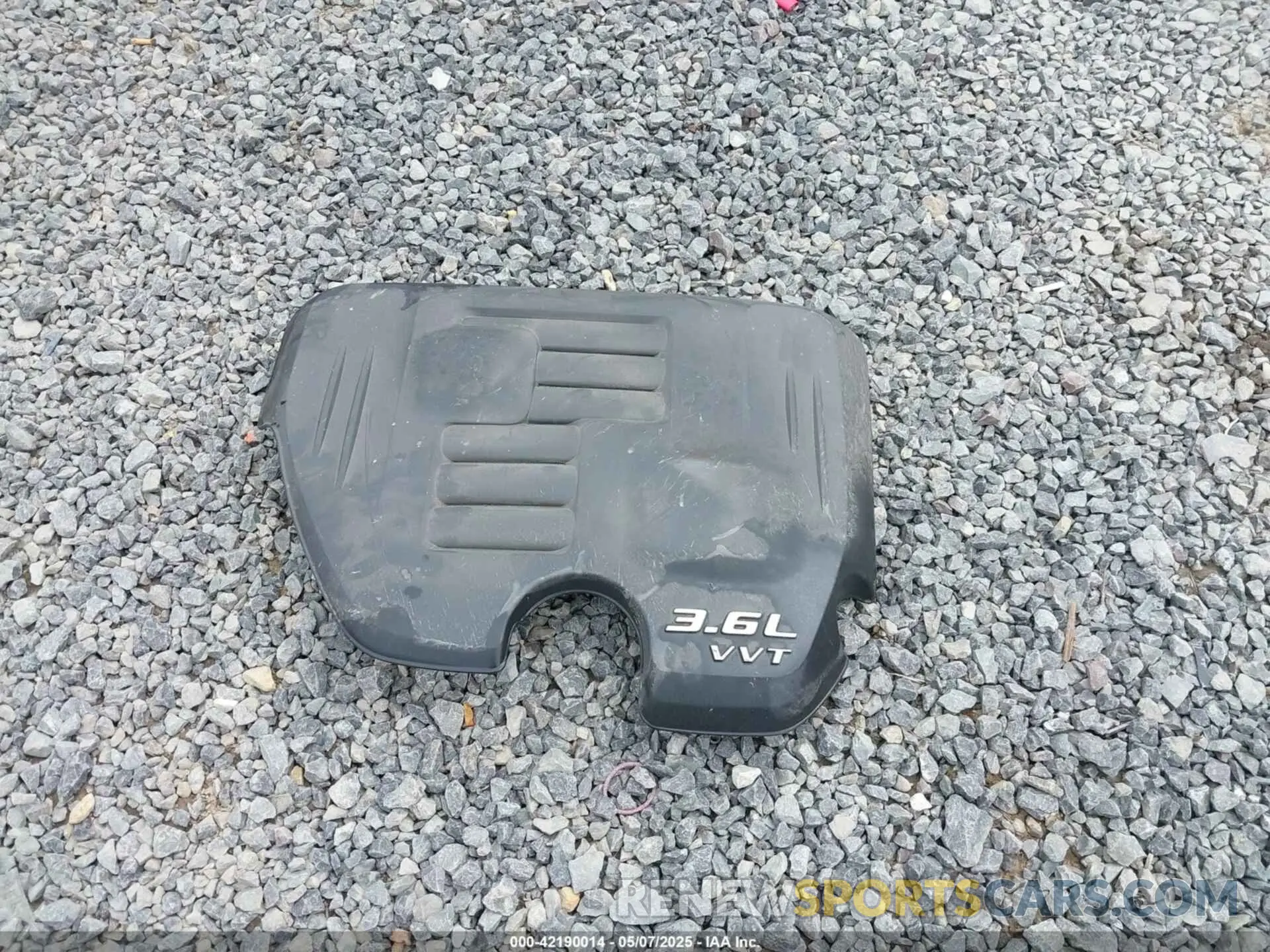 12 Photograph of a damaged car 2C3CDXBG2NH239996 DODGE CHARGER 2022