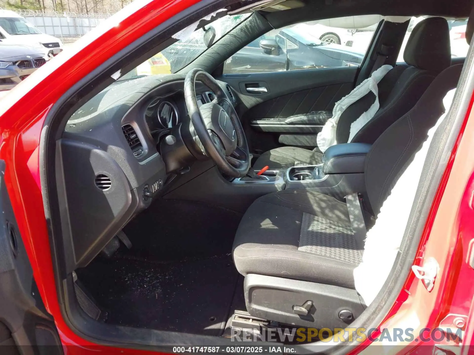 5 Photograph of a damaged car 2C3CDXBG3NH162040 DODGE CHARGER 2022
