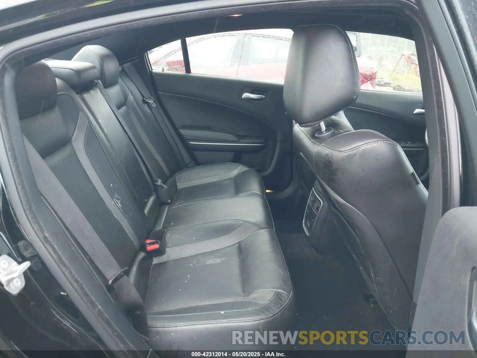 8 Photograph of a damaged car 2C3CDXBG3NH169280 DODGE CHARGER 2022