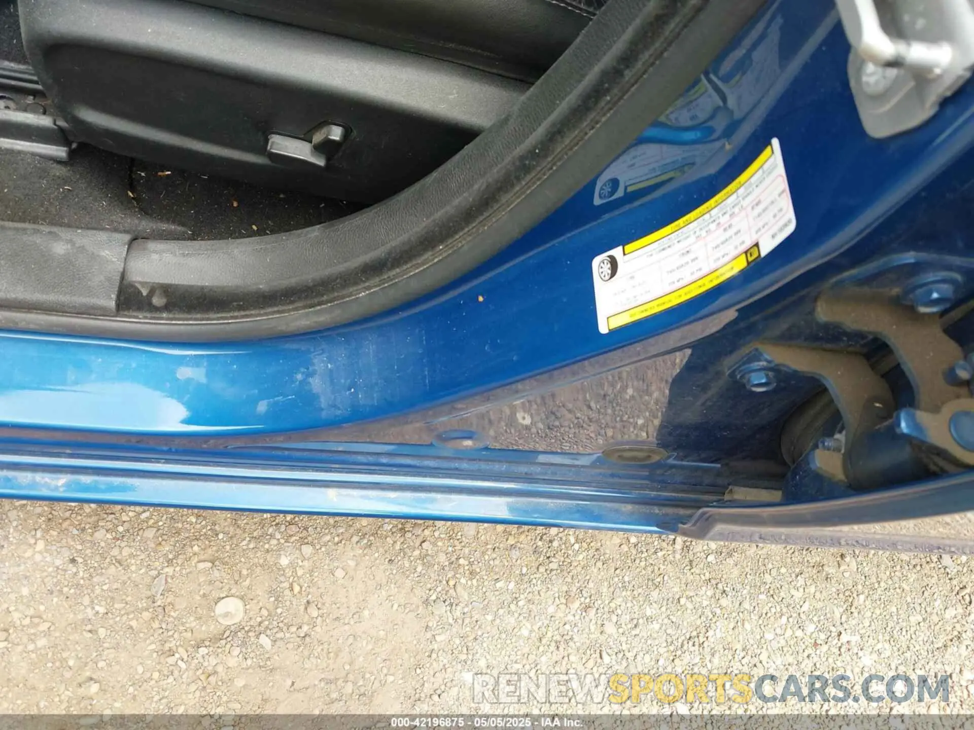 6 Photograph of a damaged car 2C3CDXBG4NH103935 DODGE CHARGER 2022