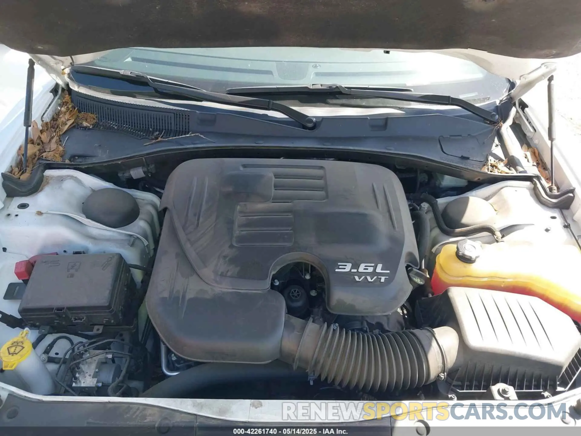 10 Photograph of a damaged car 2C3CDXBG4NH208104 DODGE CHARGER 2022