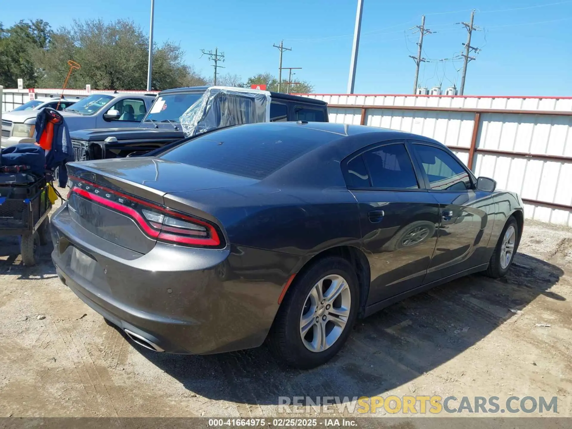 4 Фотография поврежденного автомобиля 2C3CDXBG4NH216431 DODGE CHARGER 2022