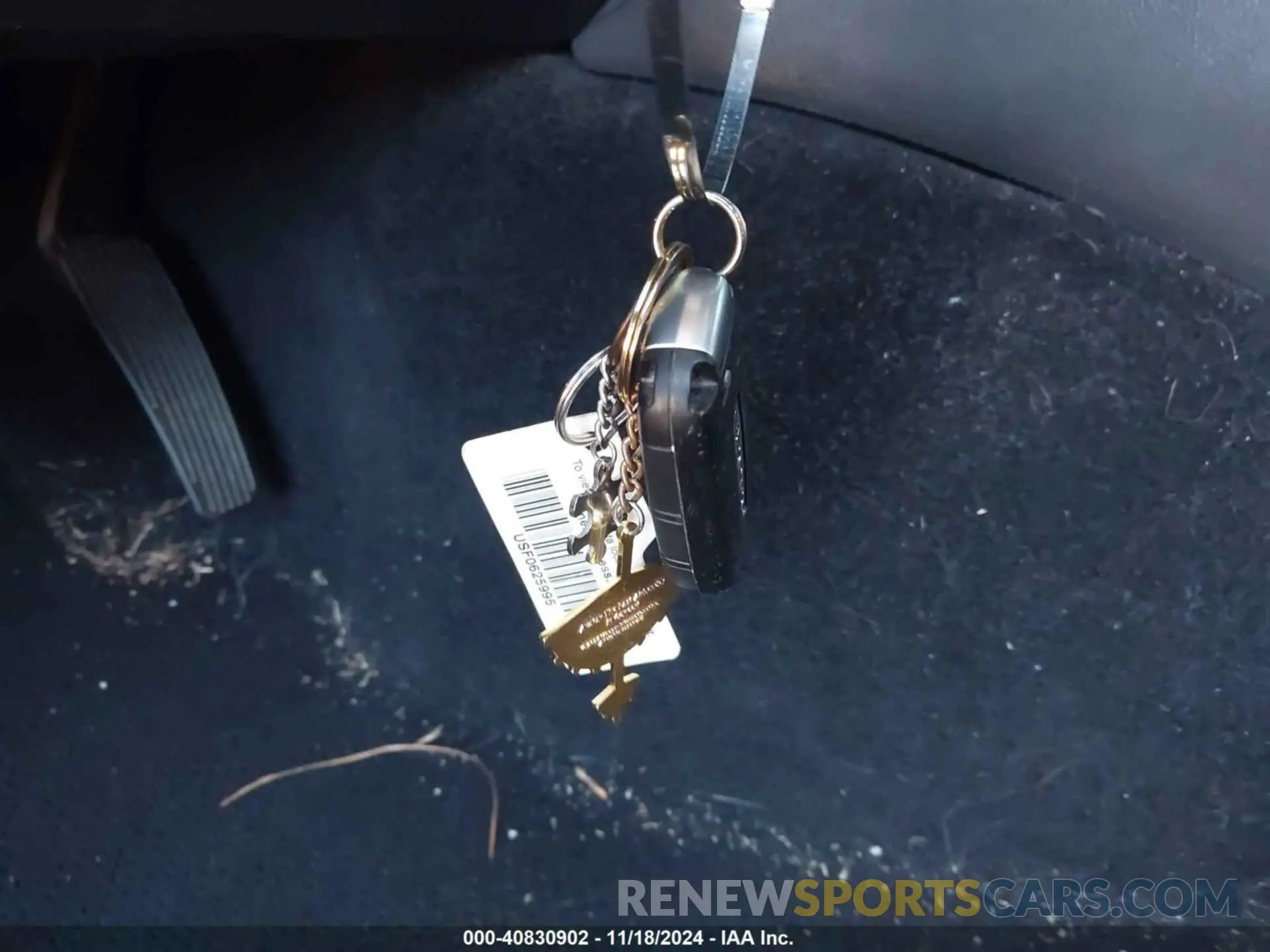 10 Photograph of a damaged car 2C3CDXBG4NH220639 DODGE CHARGER 2022