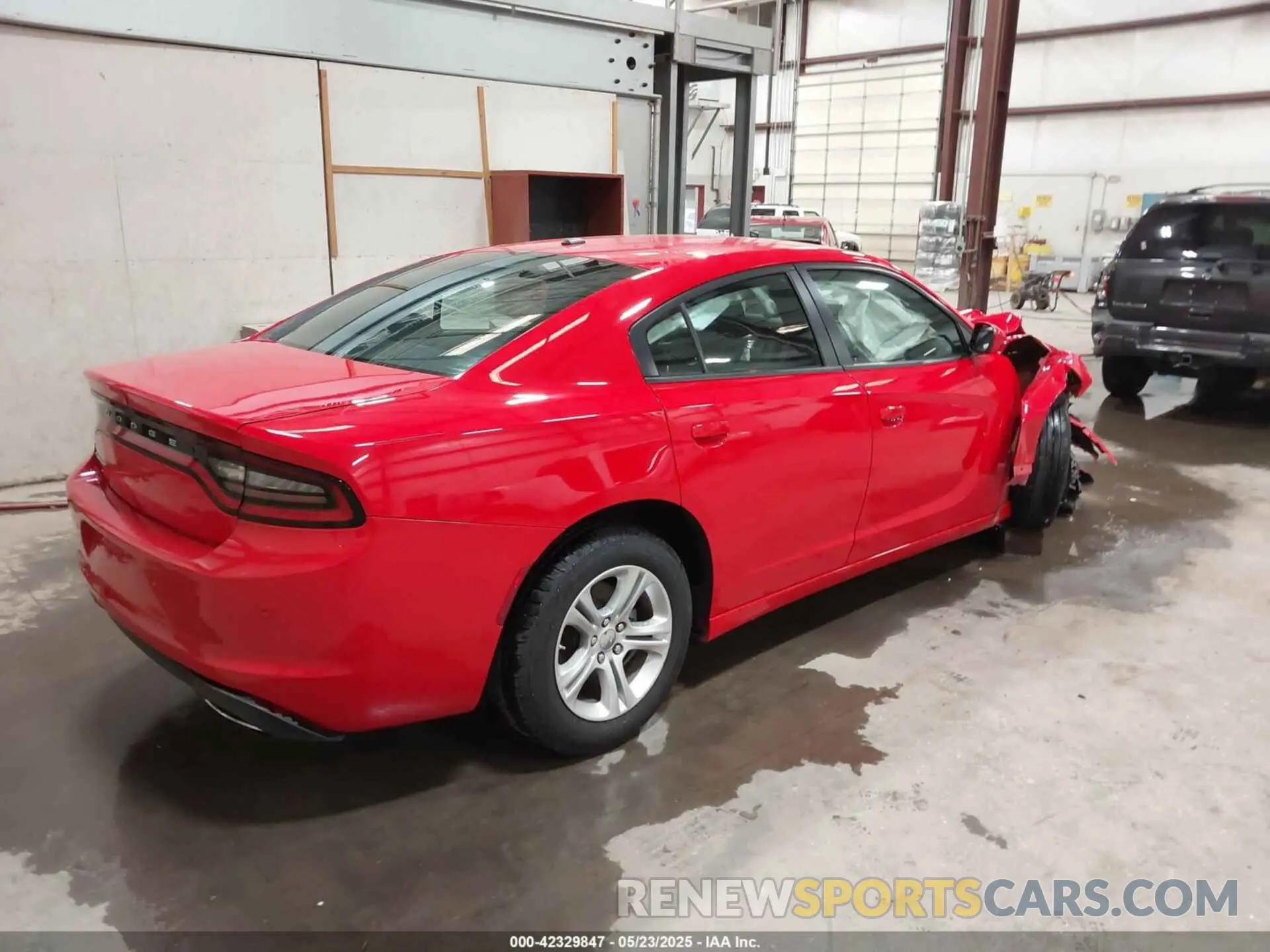 4 Photograph of a damaged car 2C3CDXBG7NH200885 DODGE CHARGER 2022