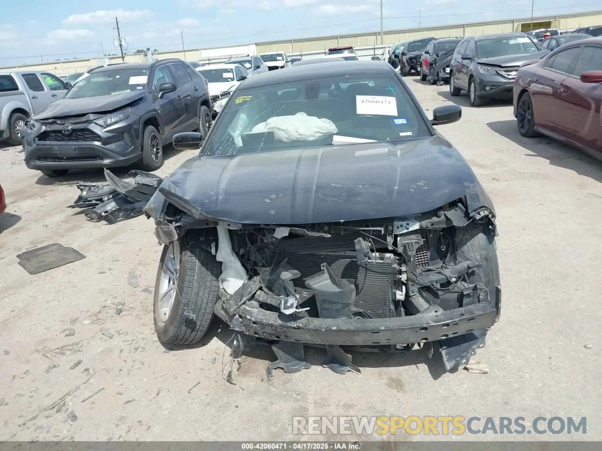12 Photograph of a damaged car 2C3CDXBG8NH240022 DODGE CHARGER 2022