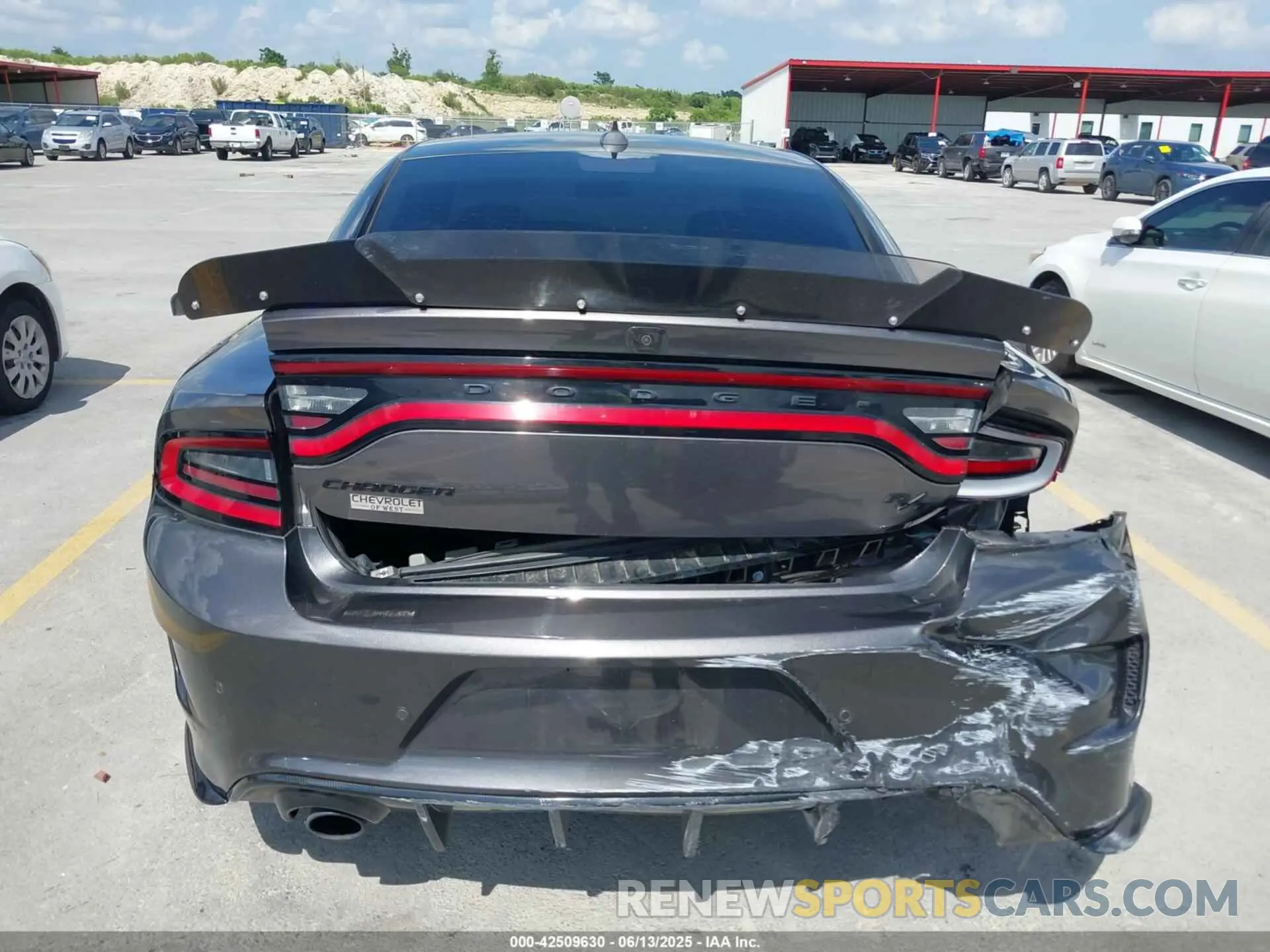 6 Photograph of a damaged car 2C3CDXCT0NH221153 DODGE CHARGER 2022