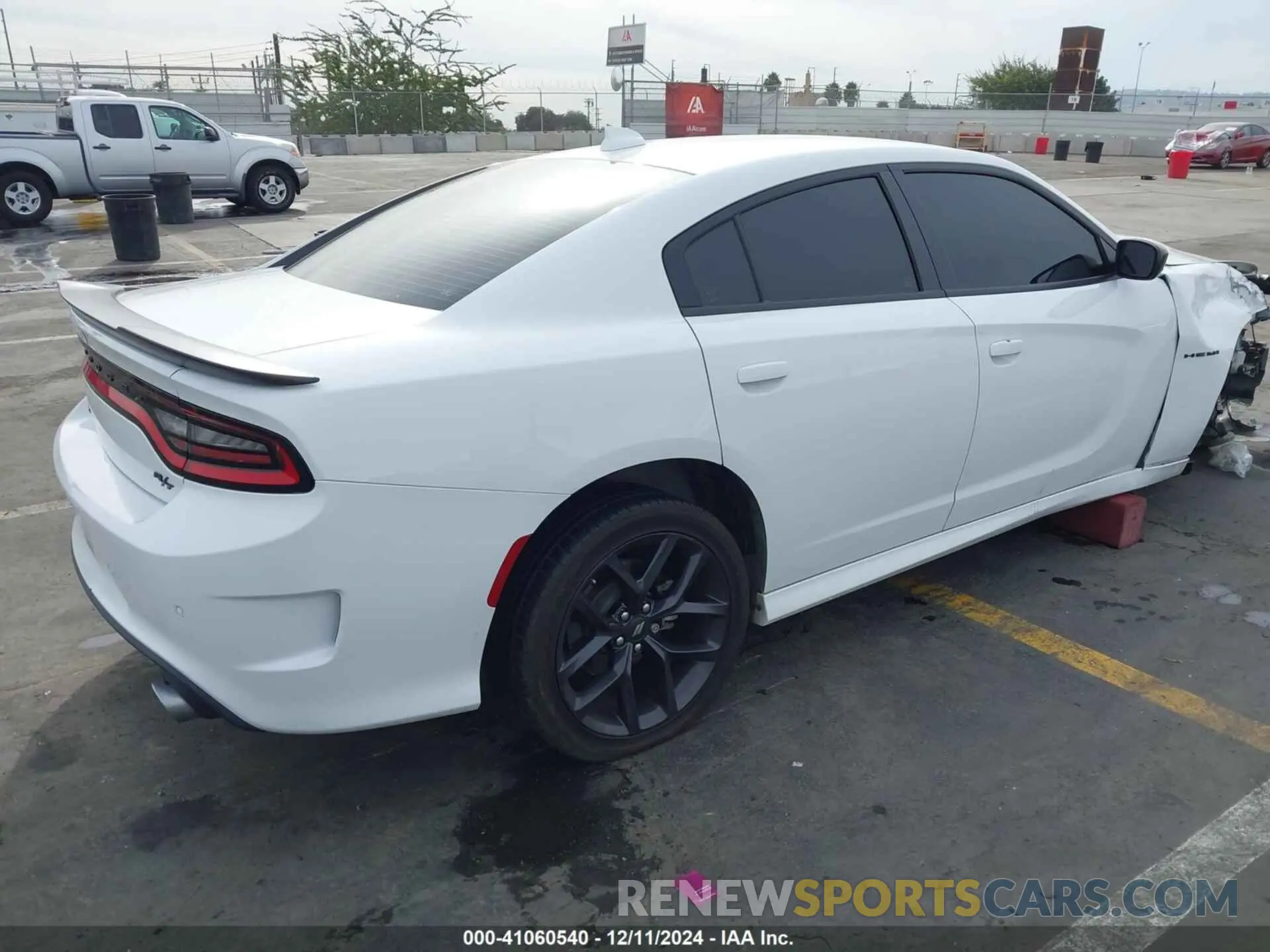 4 Photograph of a damaged car 2C3CDXCT0NH248546 DODGE CHARGER 2022