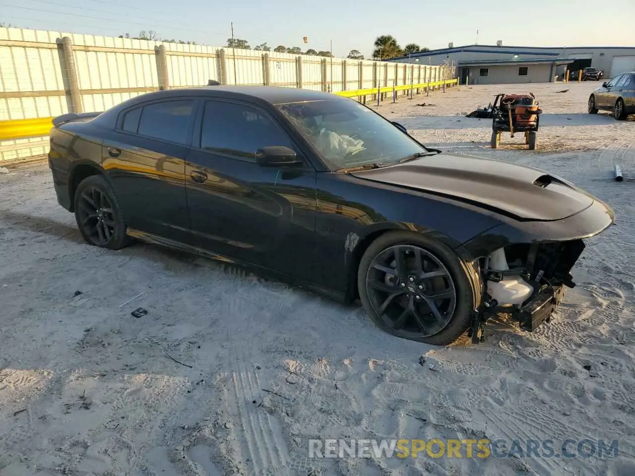 4 Фотография поврежденного автомобиля 2C3CDXCT4NH110864 DODGE CHARGER 2022