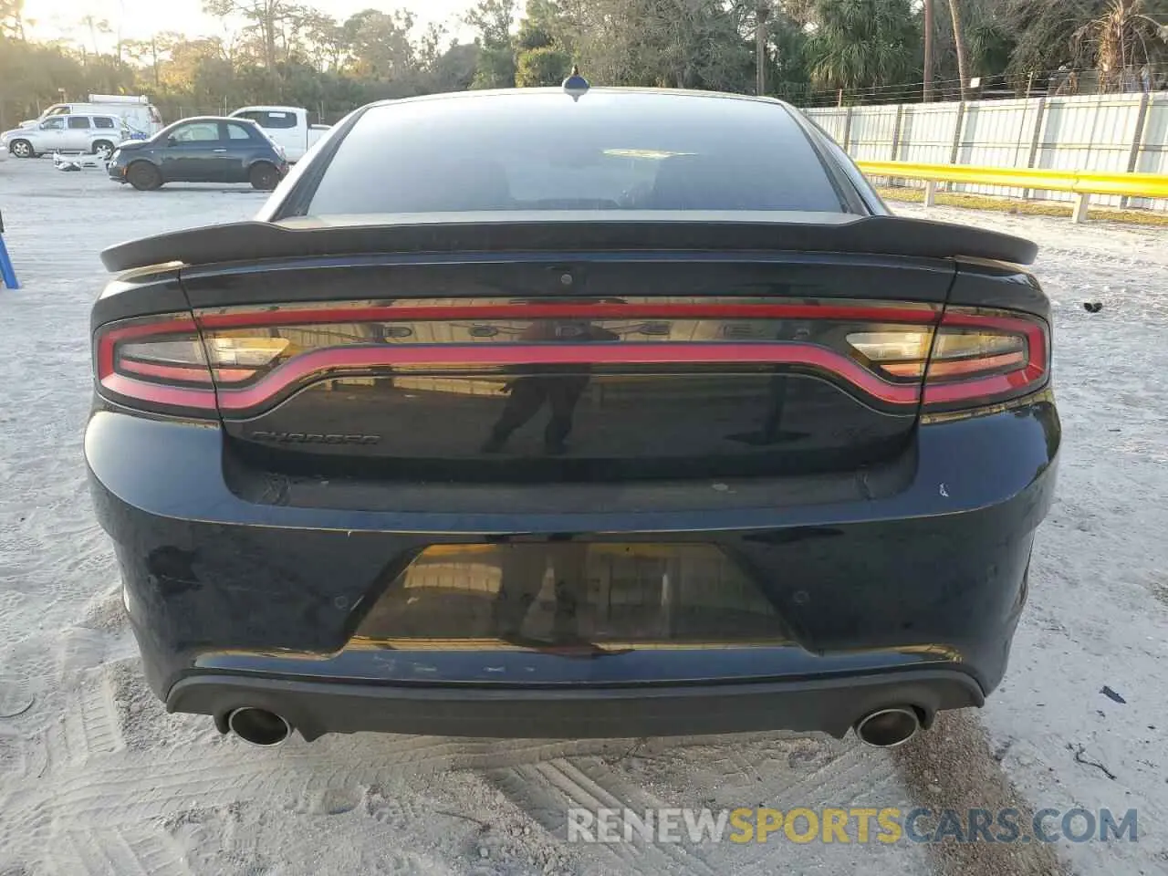 6 Фотография поврежденного автомобиля 2C3CDXCT4NH110864 DODGE CHARGER 2022