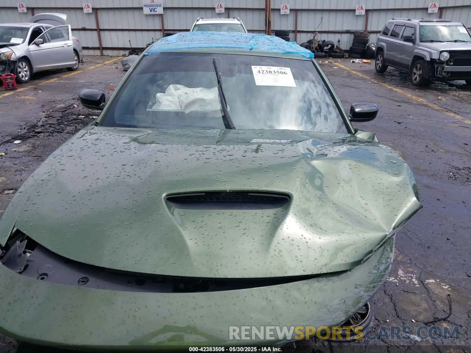 12 Photograph of a damaged car 2C3CDXCT7NH236149 DODGE CHARGER 2022