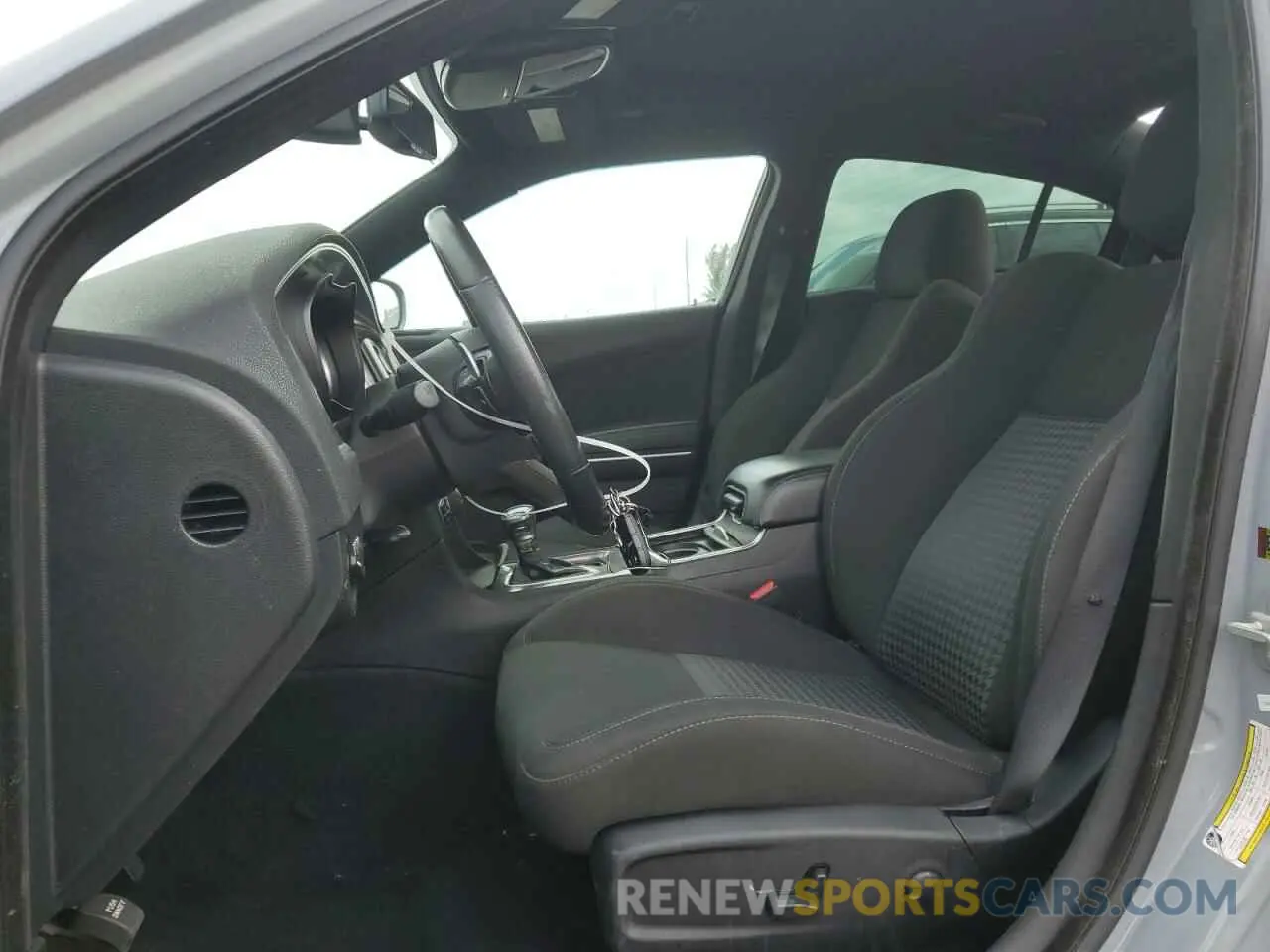 7 Photograph of a damaged car 2C3CDXCTXNH112277 DODGE CHARGER 2022