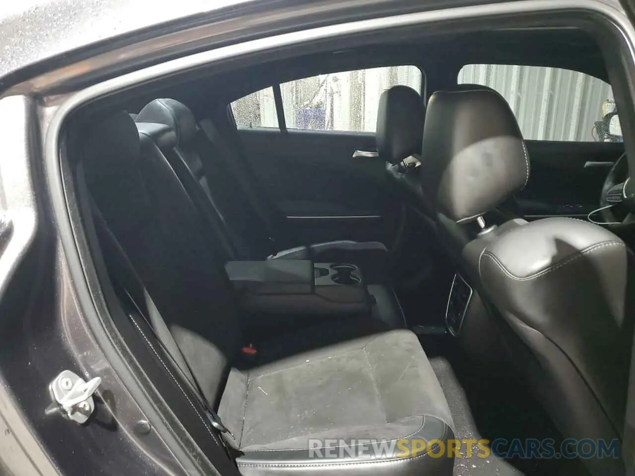 10 Photograph of a damaged car 2C3CDXGJ1NH147203 DODGE CHARGER 2022