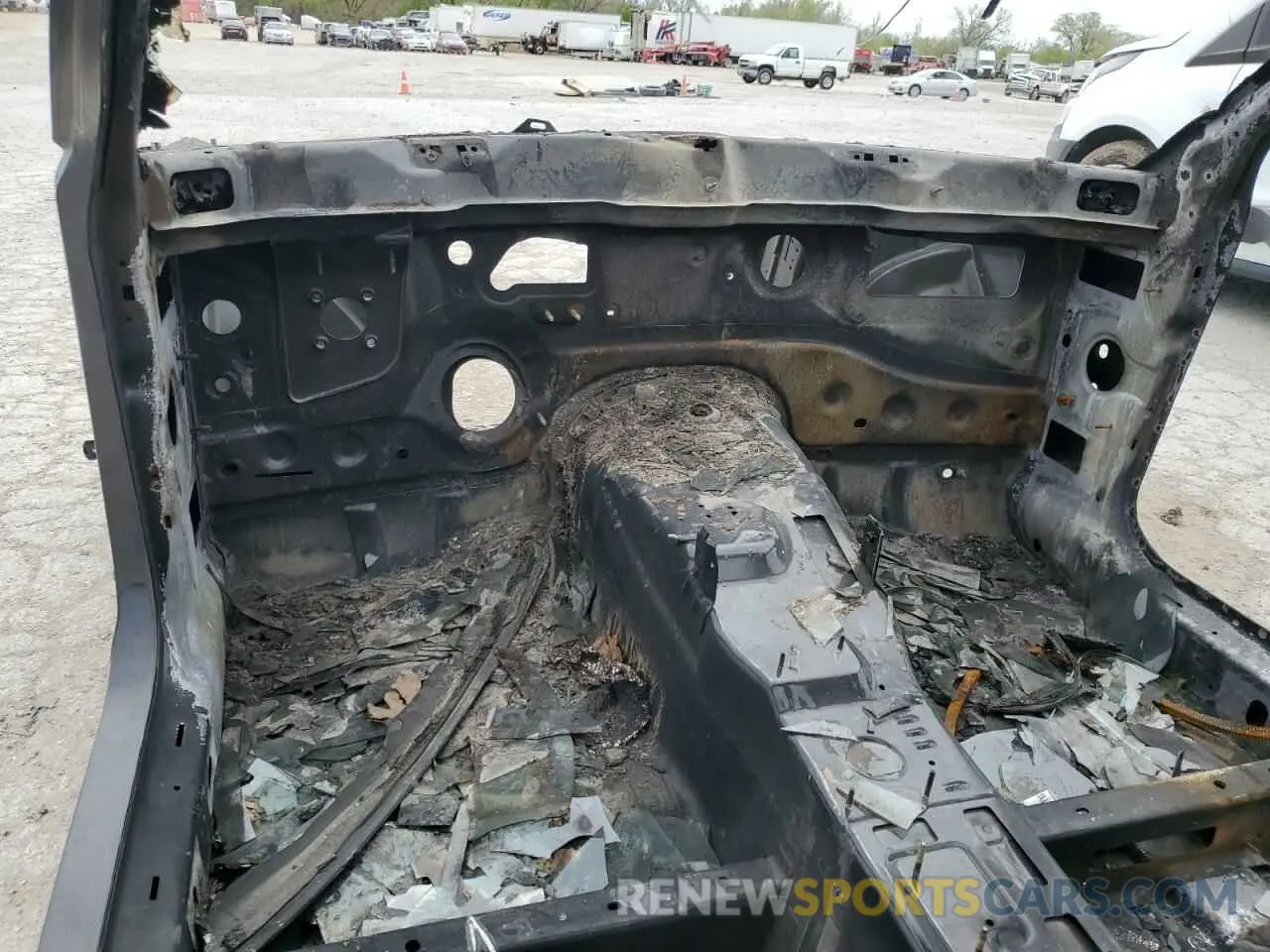 8 Photograph of a damaged car 2C3CDXGJ2NH136551 DODGE CHARGER 2022