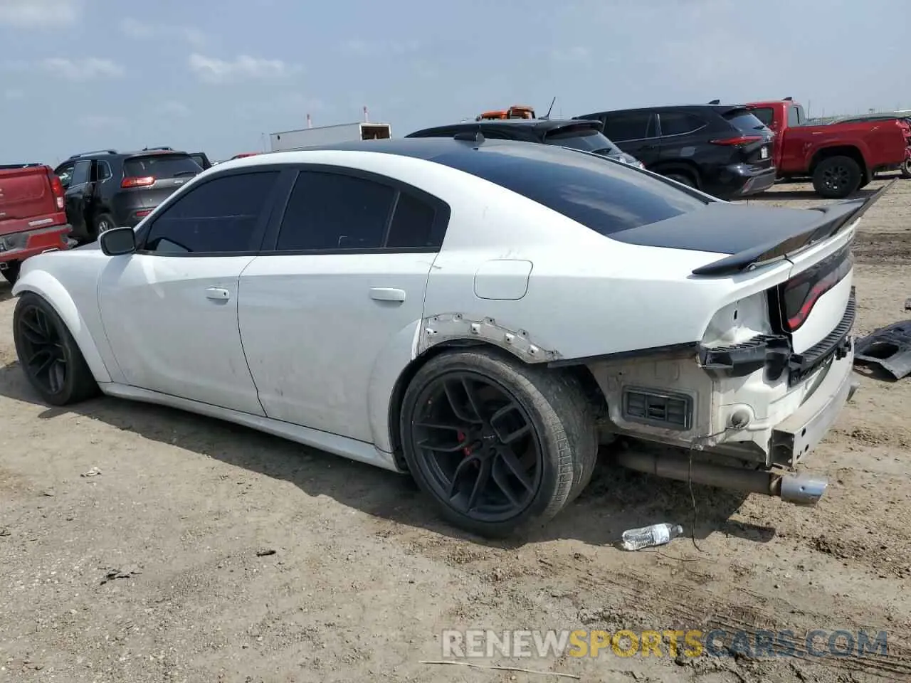 2 Фотография поврежденного автомобиля 2C3CDXGJ5NH136527 DODGE CHARGER 2022