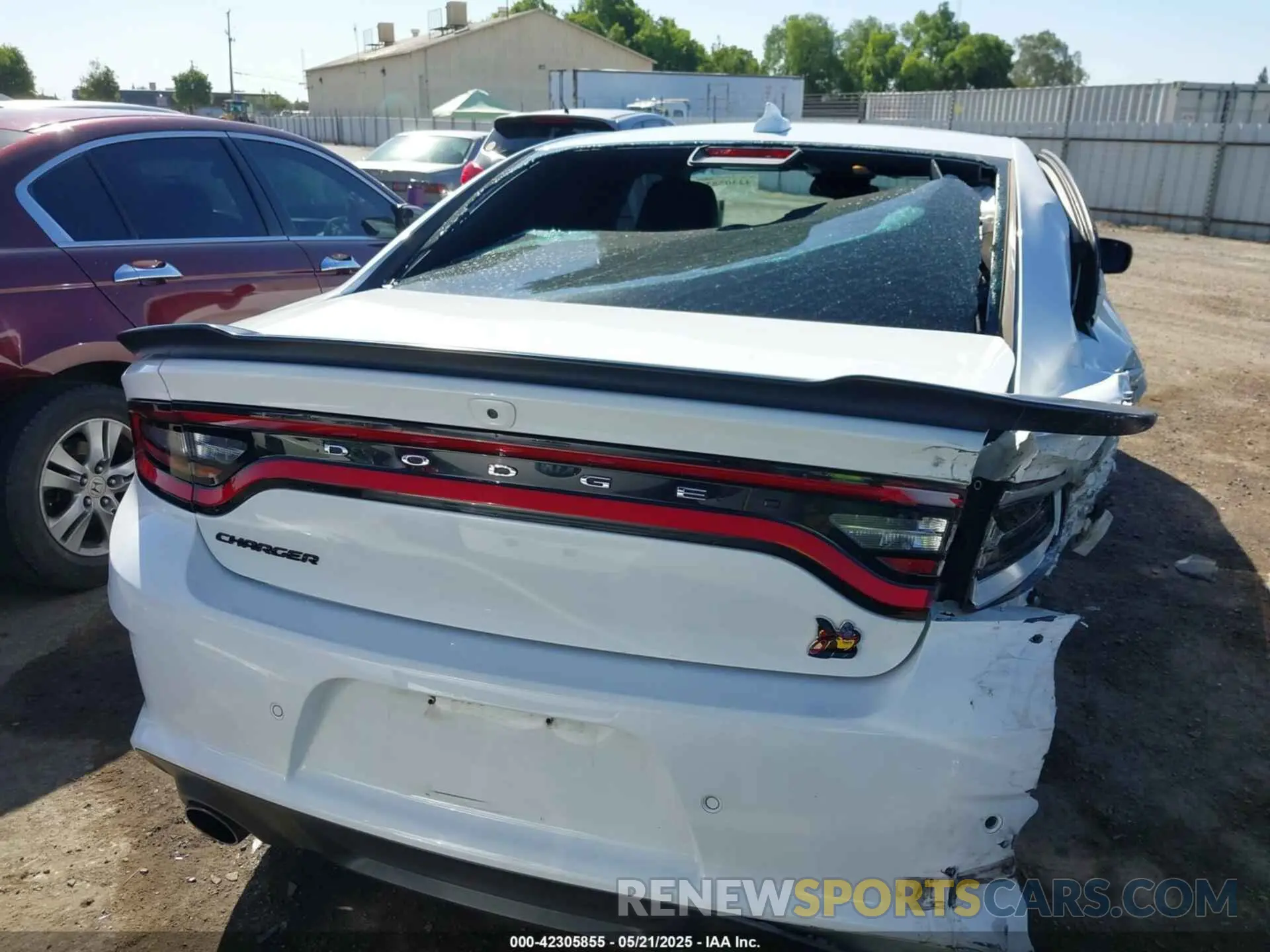 17 Фотография поврежденного автомобиля 2C3CDXGJ8NH105126 DODGE CHARGER 2022
