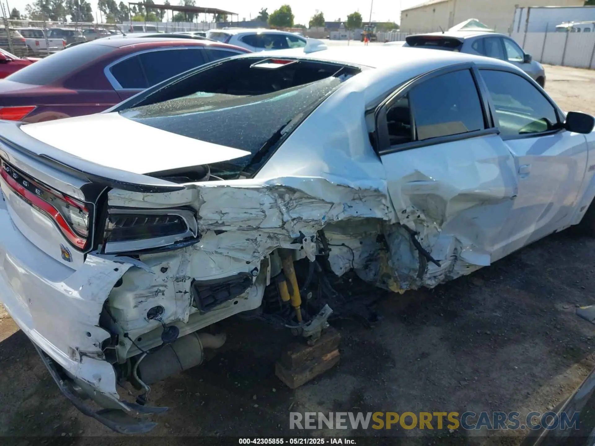 6 Фотография поврежденного автомобиля 2C3CDXGJ8NH105126 DODGE CHARGER 2022